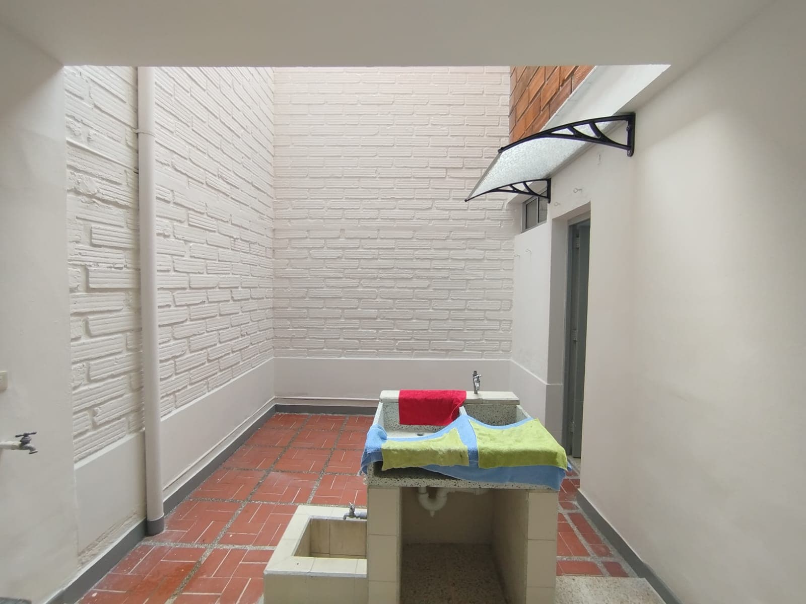 Casa Comercial en arriendo en El Velódromo, Laureles, Medellín — foto 5 de 20