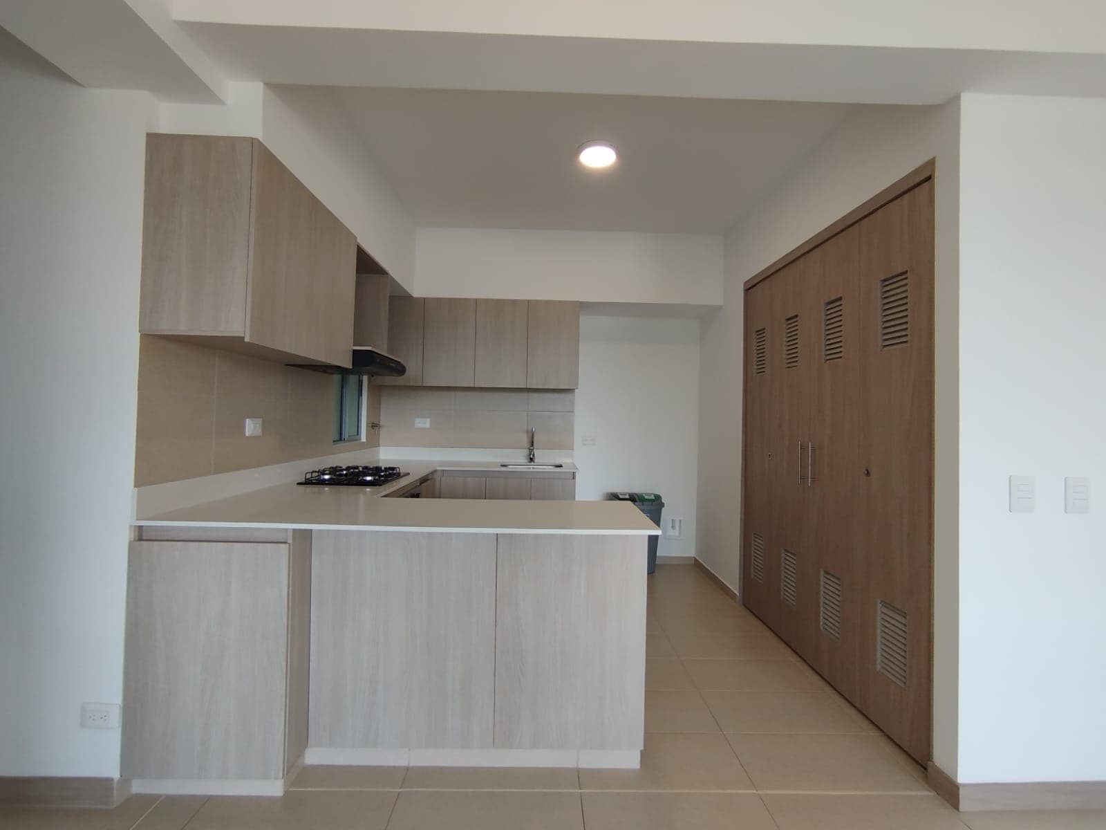 Apartamento en arriendo en Rionegro — foto 3 de 18