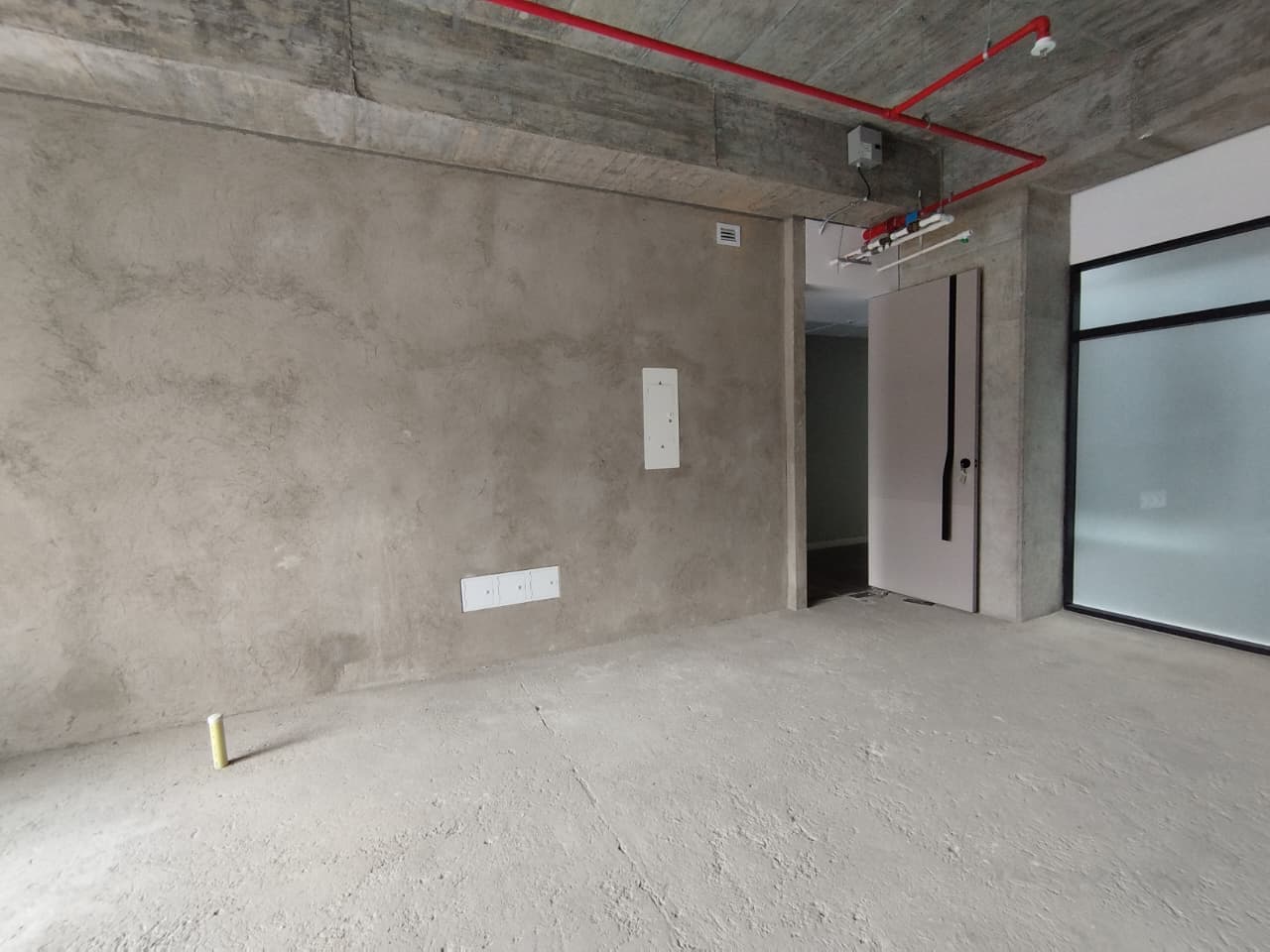 Oficina en arriendo en Altos Del Cola Del Zorro, El Poblado, Medellín — foto 5 de 12