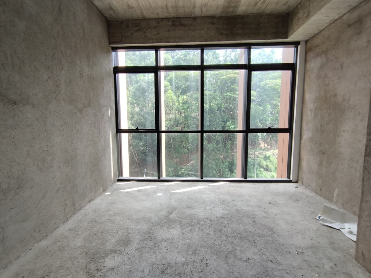 Oficina en arriendo en Altos Del Cola Del Zorro, El Poblado, Medellín — foto 2 de 9