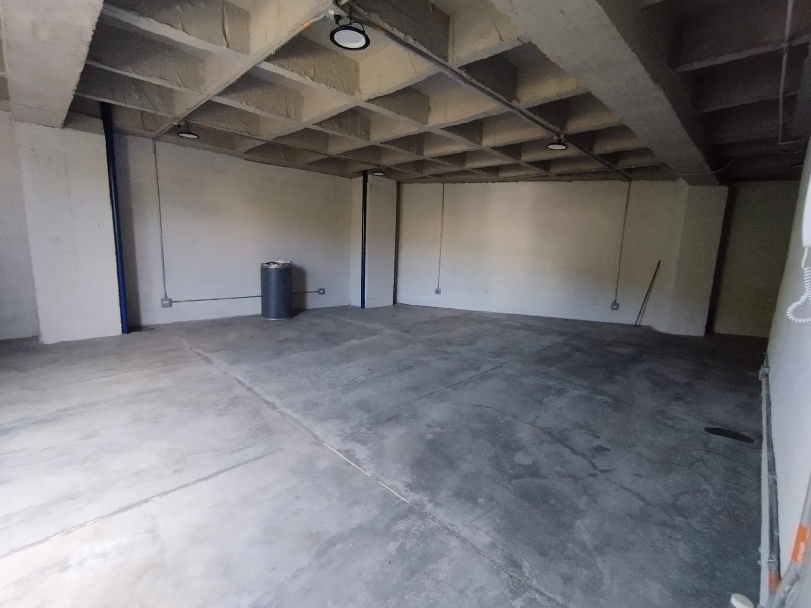 Bodega en arriendo en Trinidad, Guayabal, Medellín — foto 1 de 10