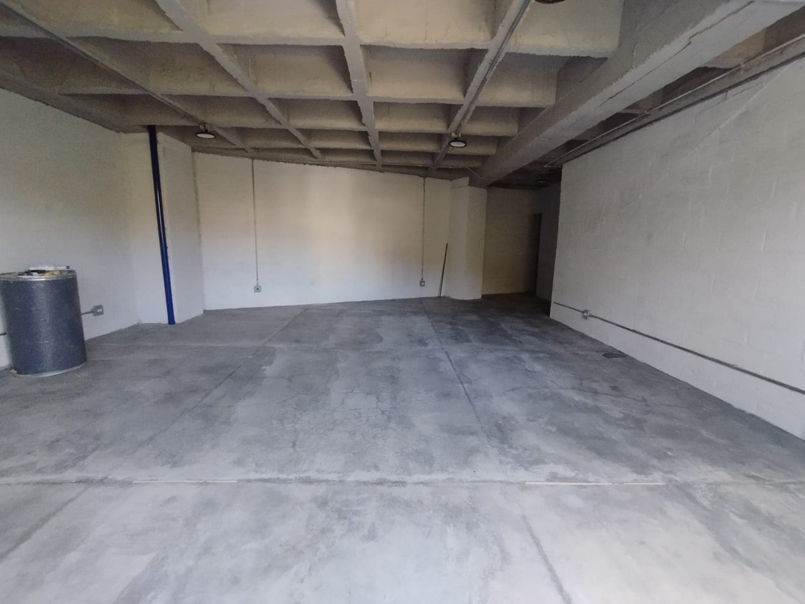 Bodega en arriendo en Trinidad, Guayabal, Medellín — foto 2 de 10