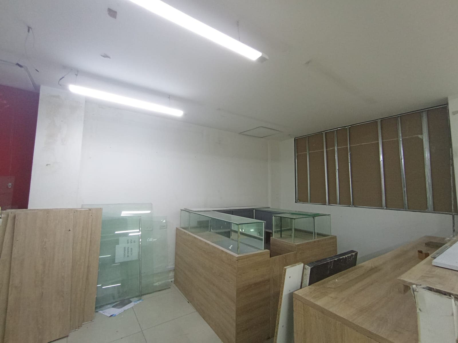 Local en arriendo en La Candelaria, Centro, Medellín — foto 2 de 8