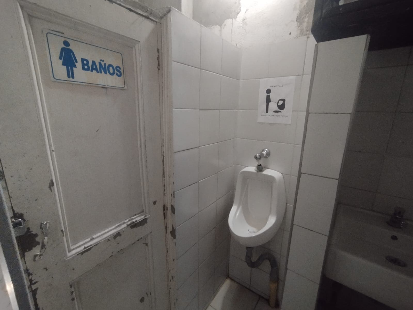 Local en arriendo en La Candelaria, Centro, Medellín — foto 2 de 16