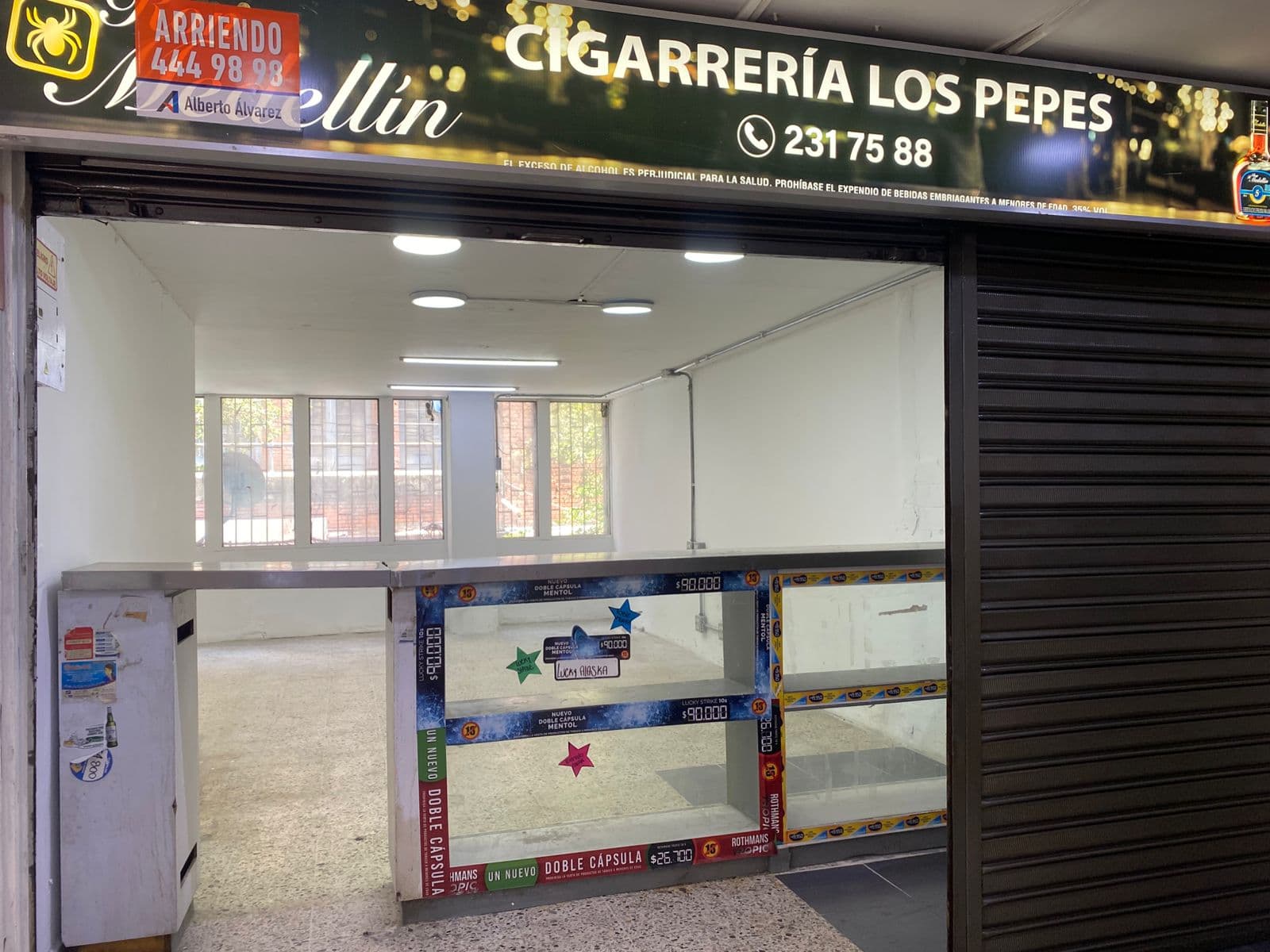 Local en arriendo en La Candelaria, Centro, Medellín — foto 1 de 7
