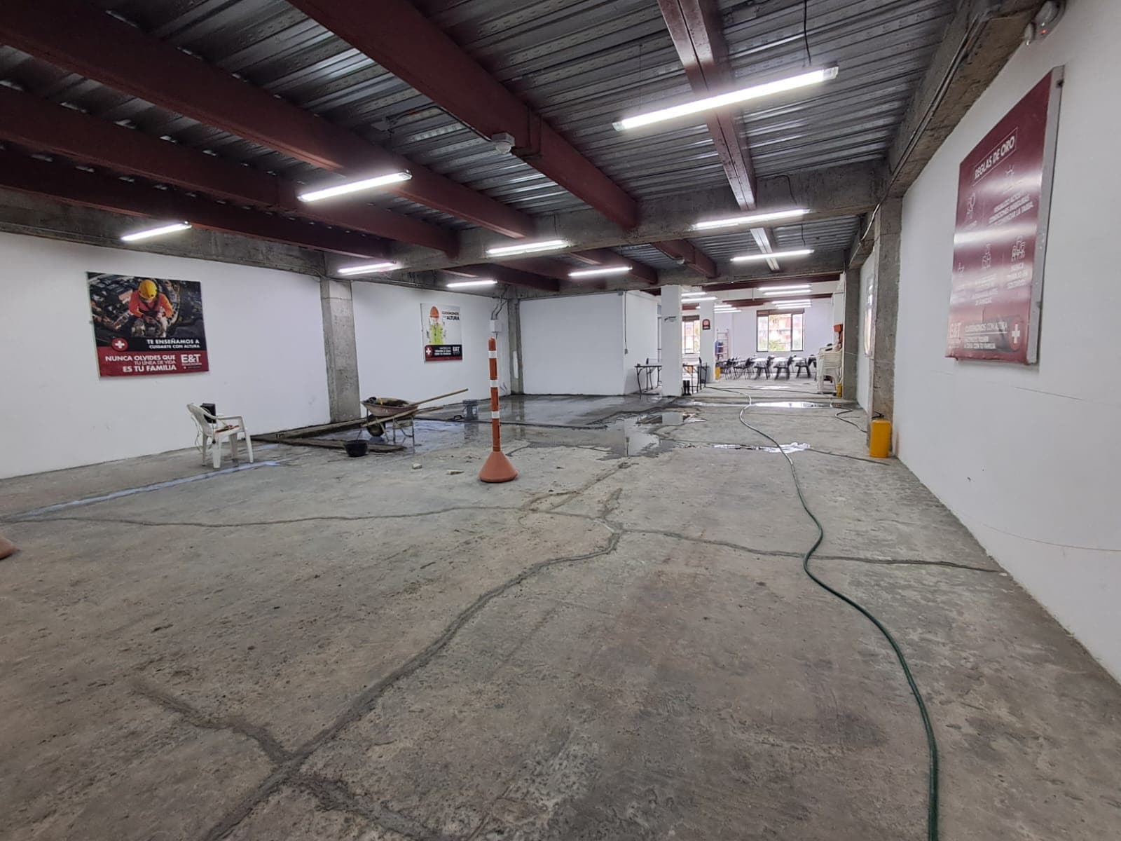 Bodega en arriendo en Av Sur, Pereira — foto 1 de 9