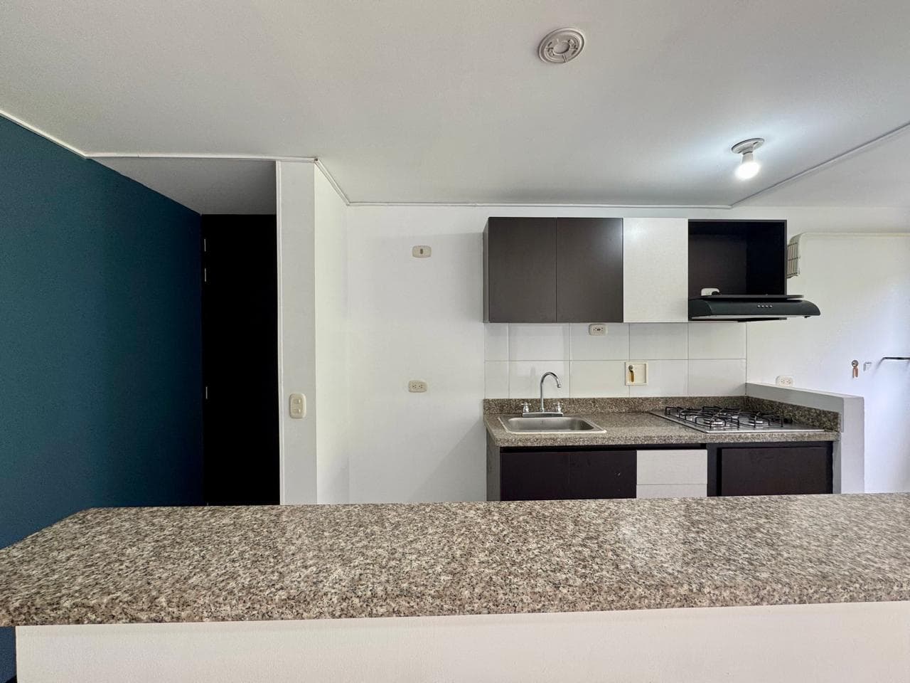 Apartamento en arriendo en El Trianón, Envigado — foto 4 de 18