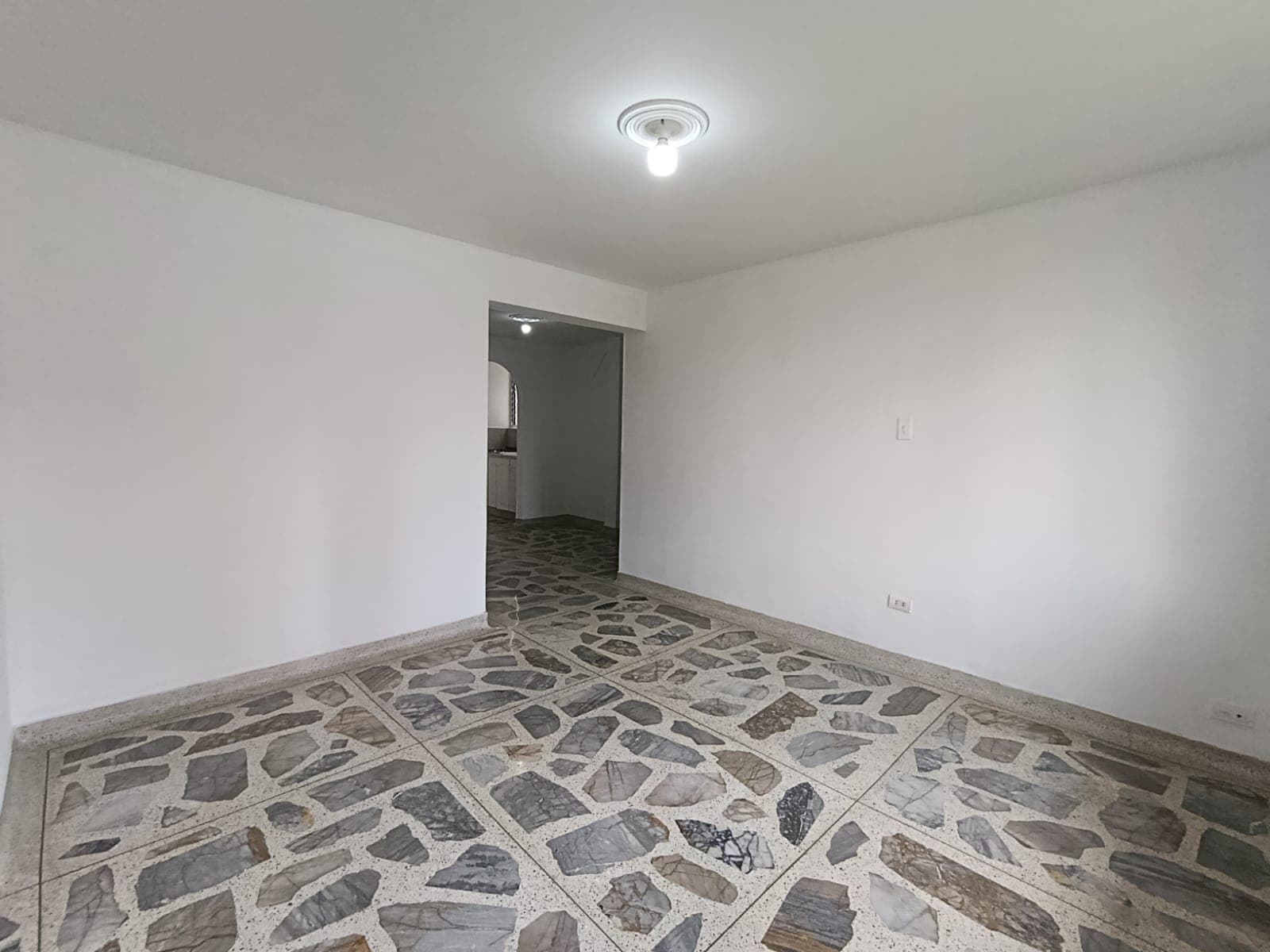 Apartamento en arriendo en San Joaquín, Laureles, Medellín — foto 1 de 20