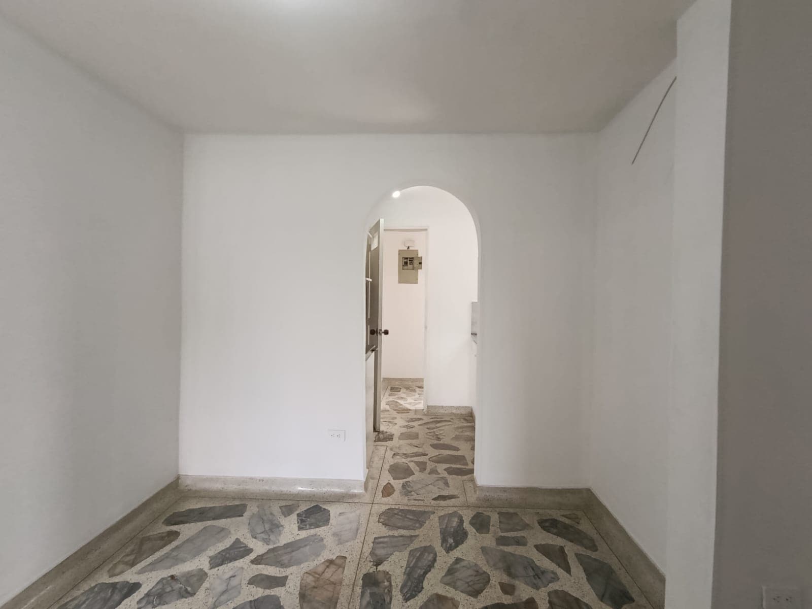 Apartamento en arriendo en San Joaquín, Laureles, Medellín — foto 3 de 20