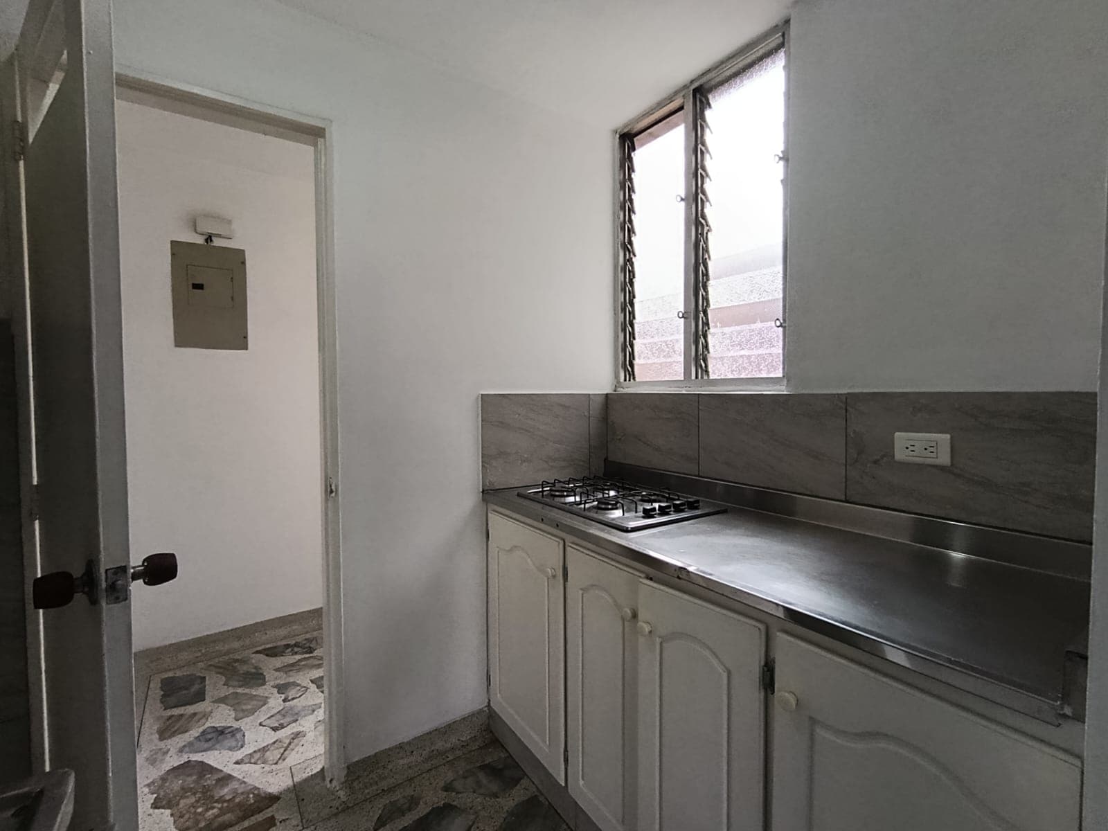 Apartamento en arriendo en San Joaquín, Laureles, Medellín — foto 5 de 20