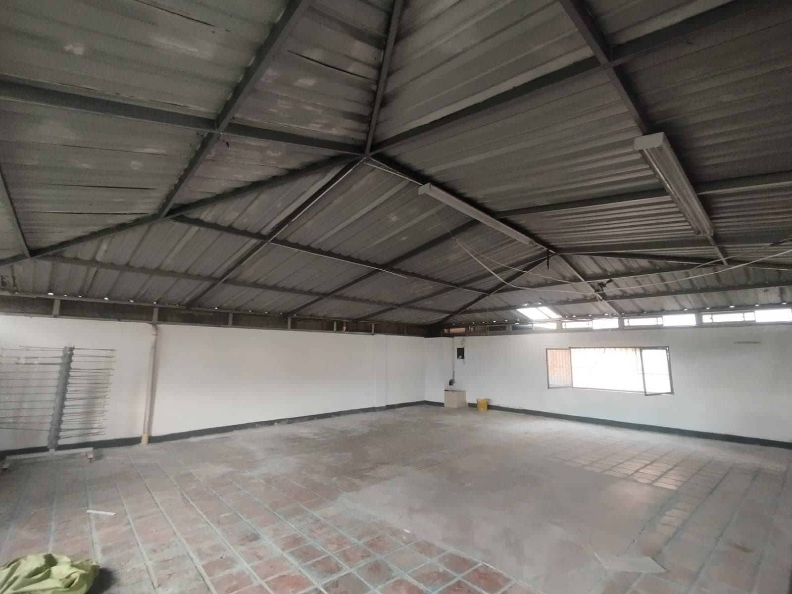 Local en arriendo en Alpujarra, Centro, Medellín — foto 2 de 12
