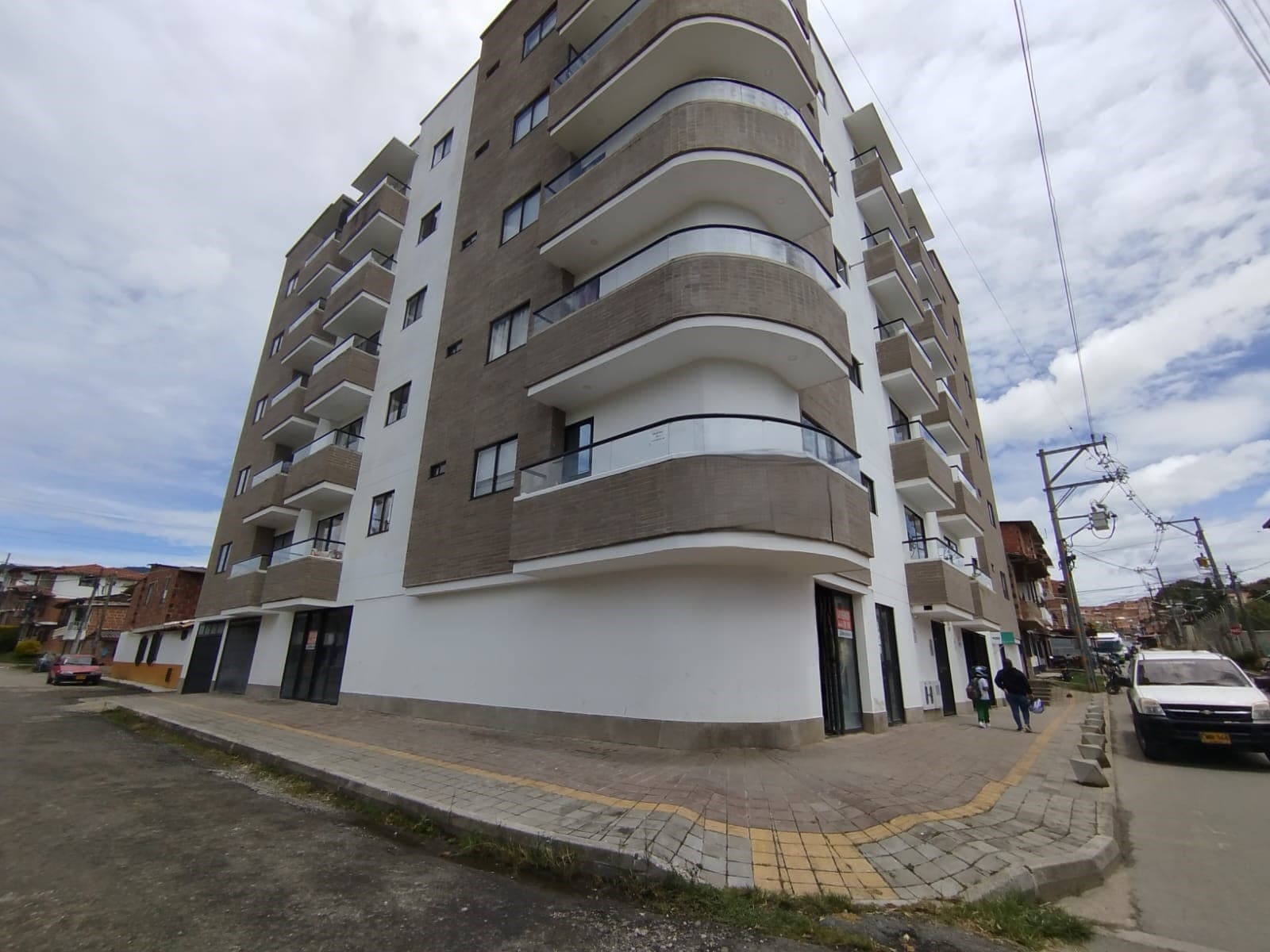 Local en arriendo en El Carmen De Viboral — foto 1 de 8