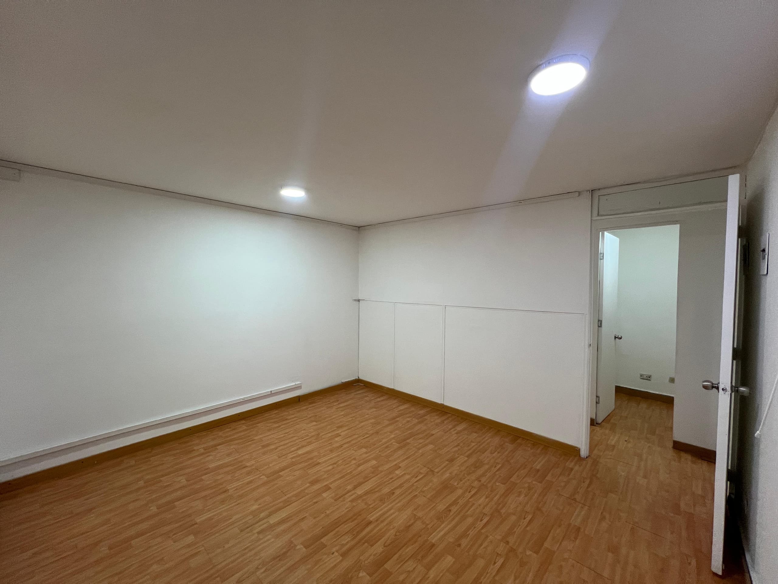 Local en arriendo en Laureles Medellín — foto 2 de 18