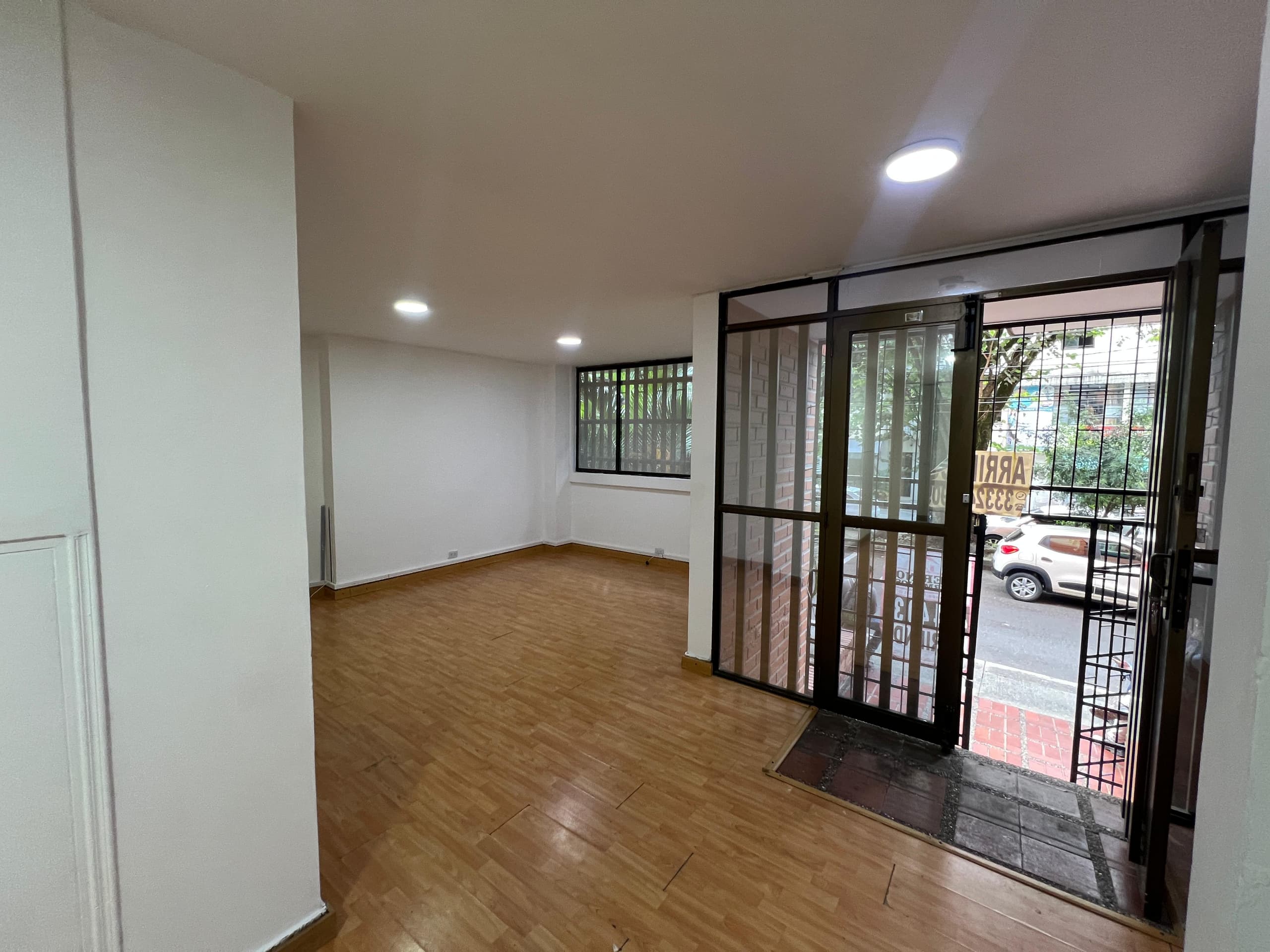 Local en arriendo en Laureles Medellín — foto 5 de 18