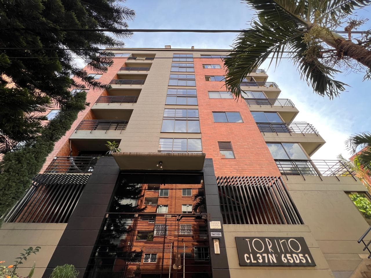 Apartamento en arriendo en Conquistadores, Laureles, Medellín — foto 1 de 19