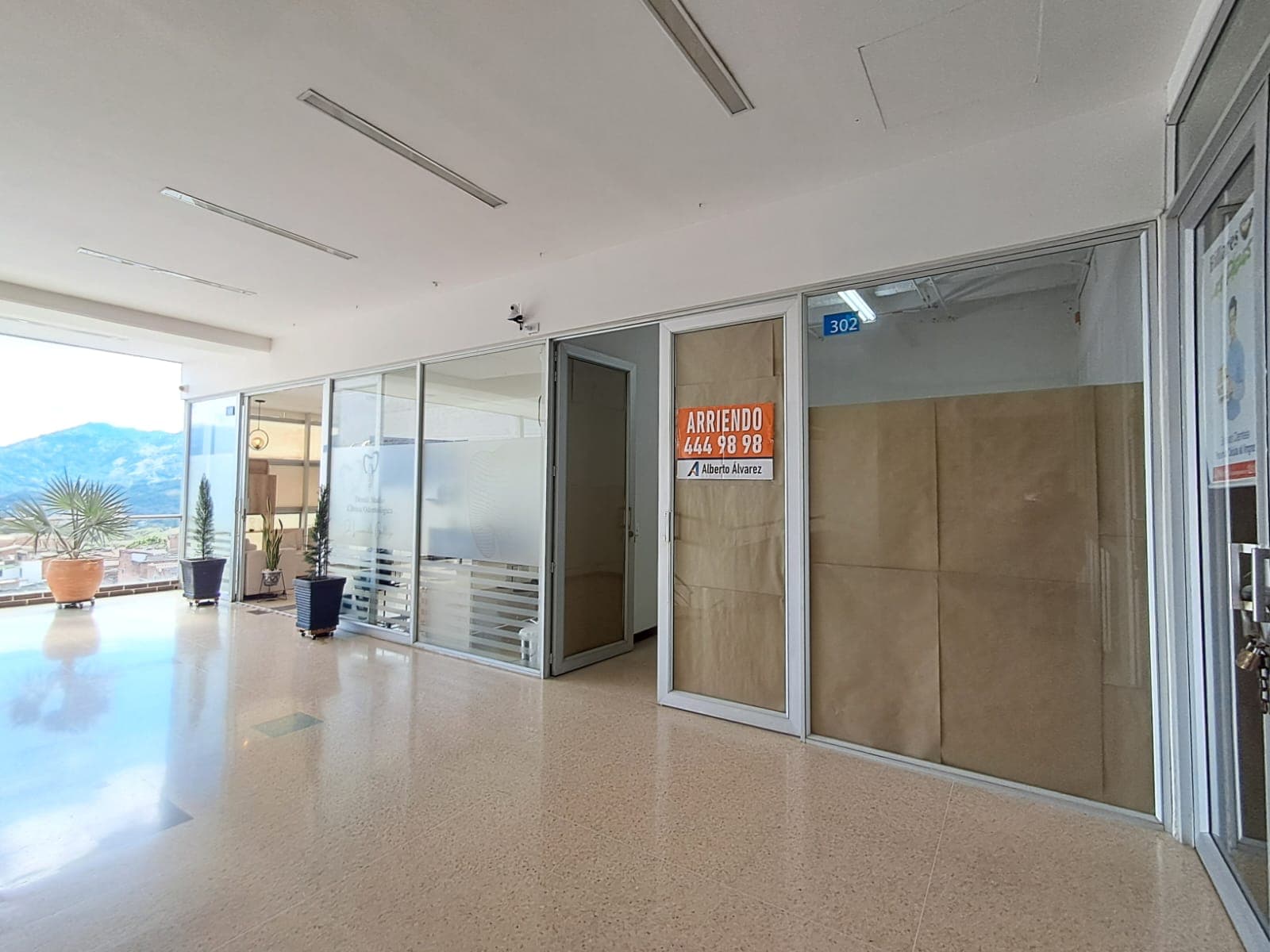 Local en arriendo en Girardota — foto 1 de 14