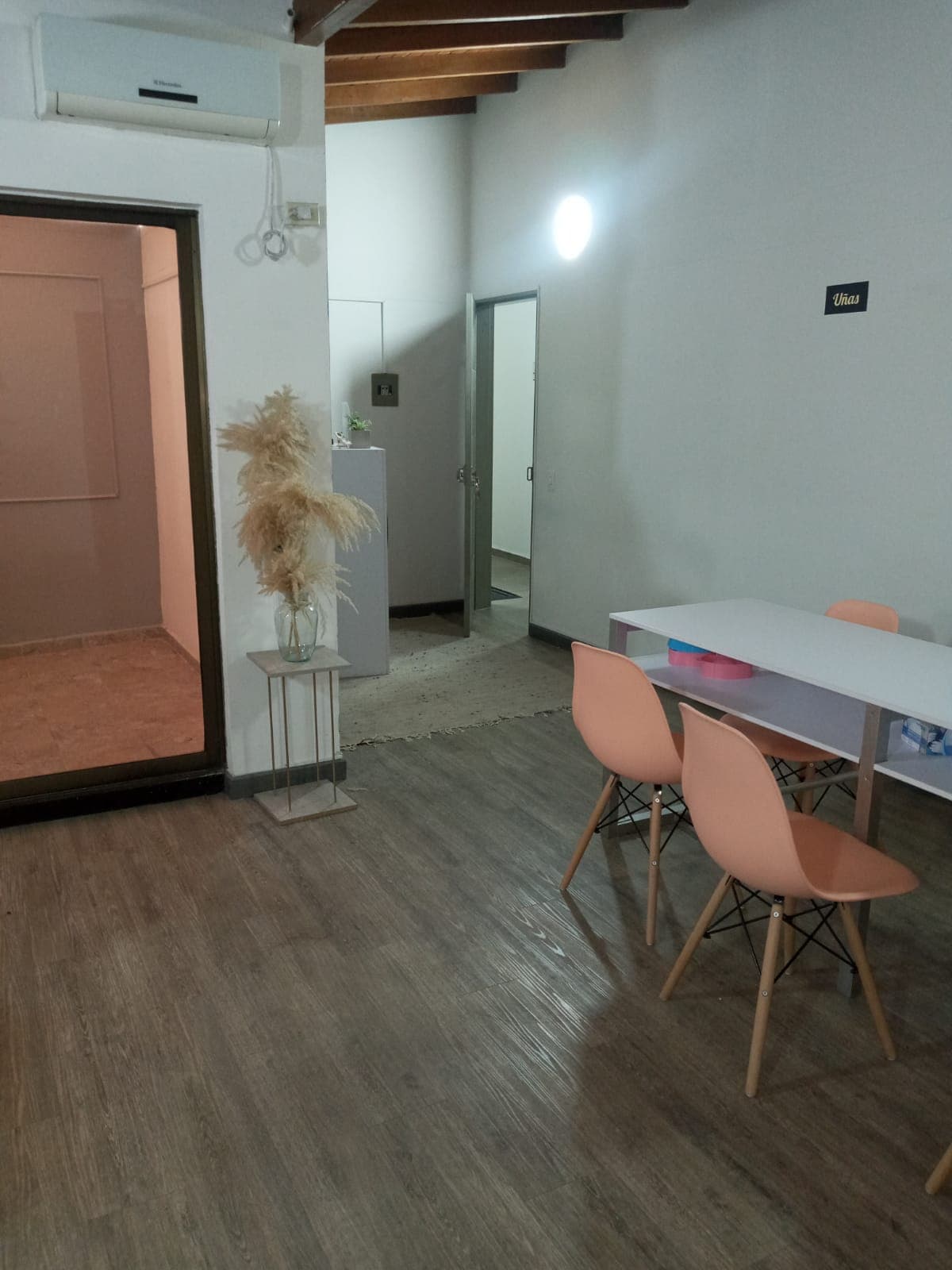 Local en arriendo en San Diego, El Poblado, Medellín — foto 2 de 9