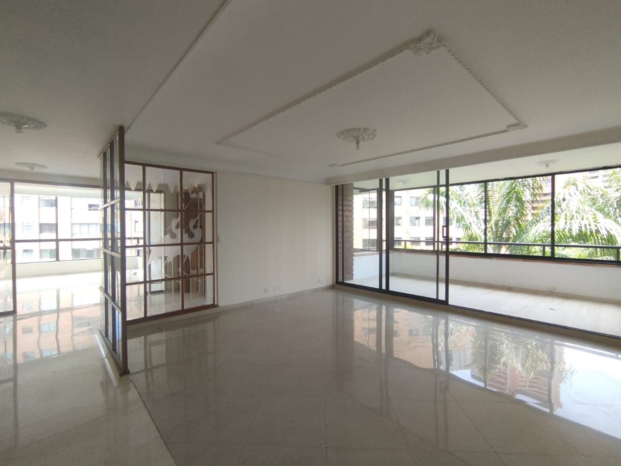 Apartamento en arriendo en La Florida El, El Poblado, Medellín — foto 3 de 20