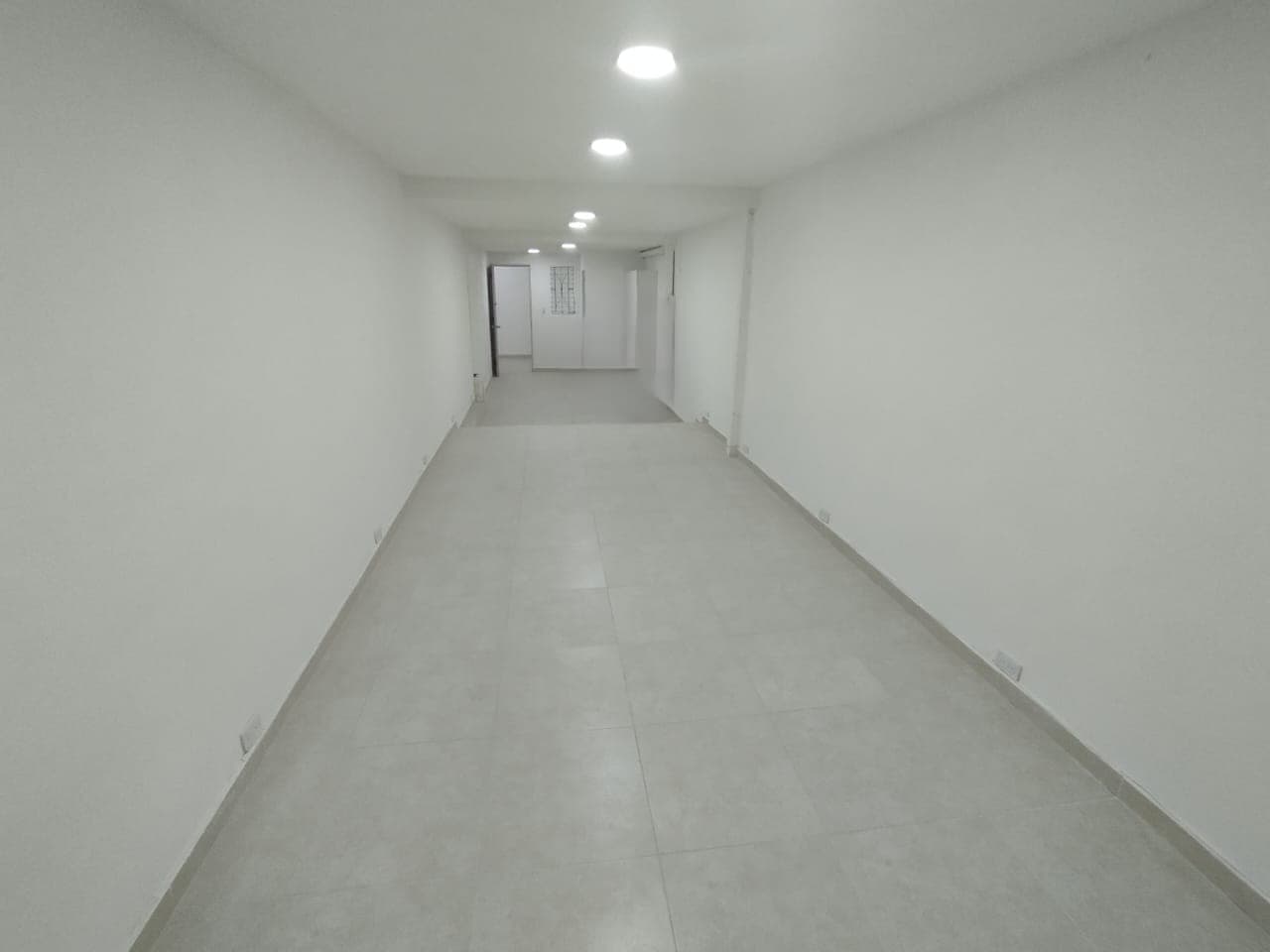 Local en arriendo en Porvenir, Belen, Medellín — foto 1 de 9