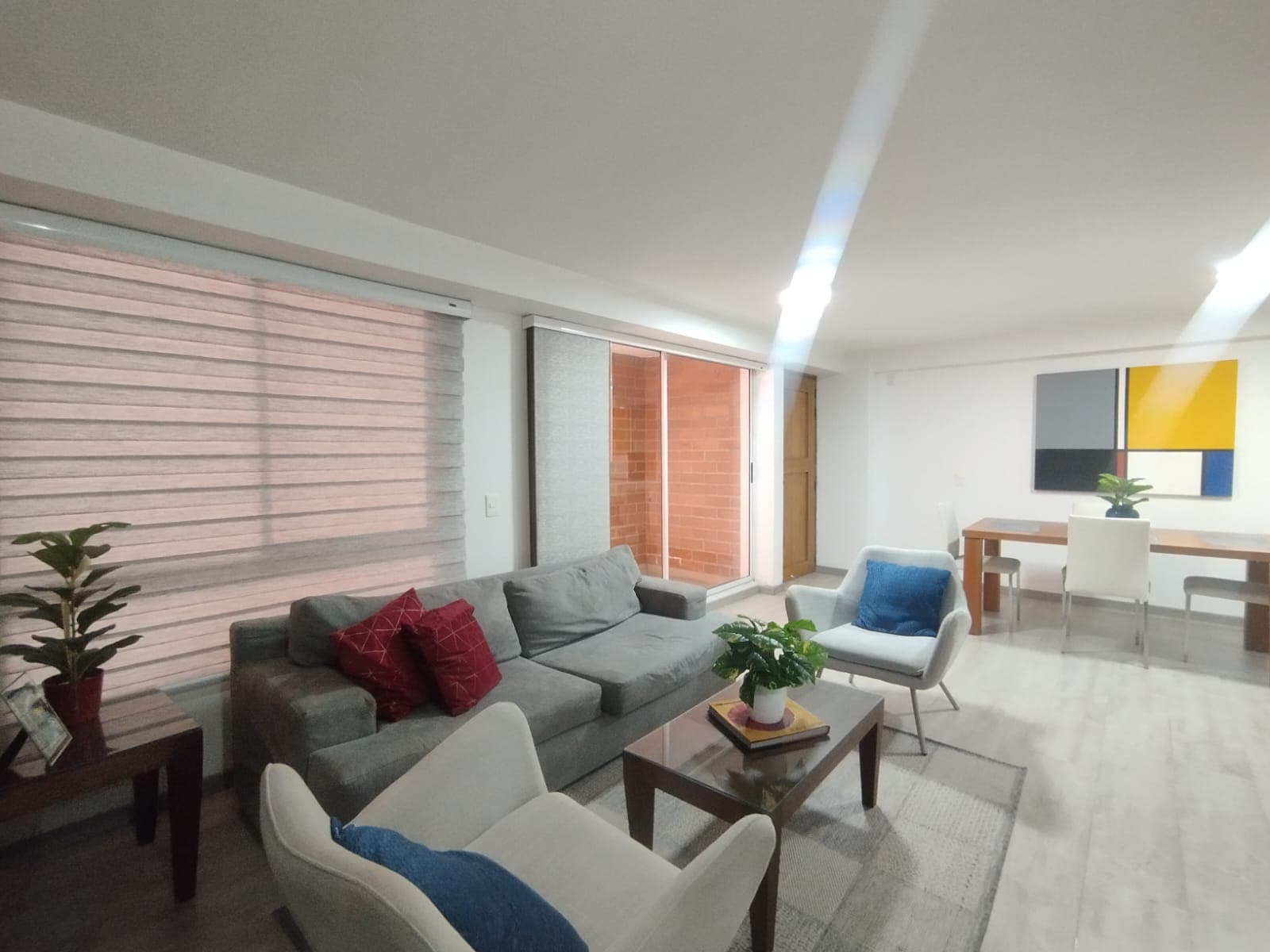 Apartamento en arriendo en La Frontera Campestre, El Poblado, Medellín — foto 3 de 20