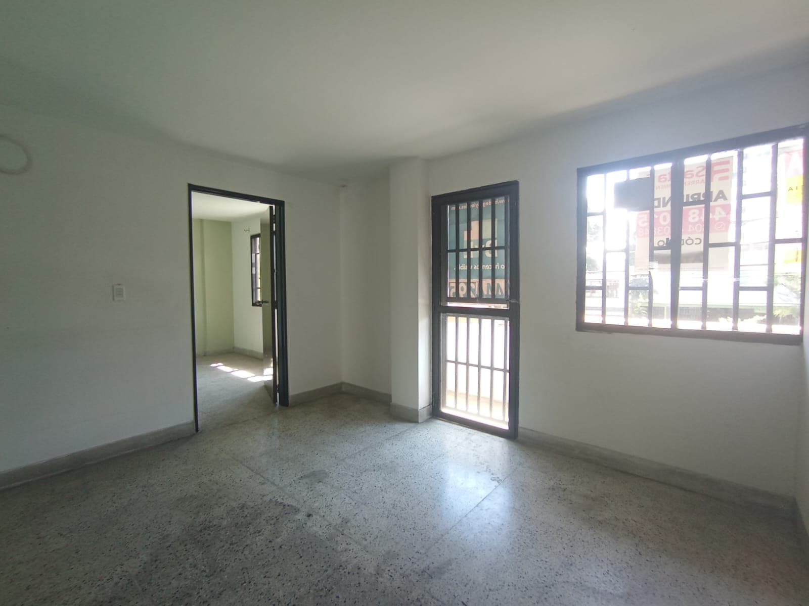 Casa Comercial en arriendo en Florida Nueva, Laureles, Medellín — foto 4 de 20