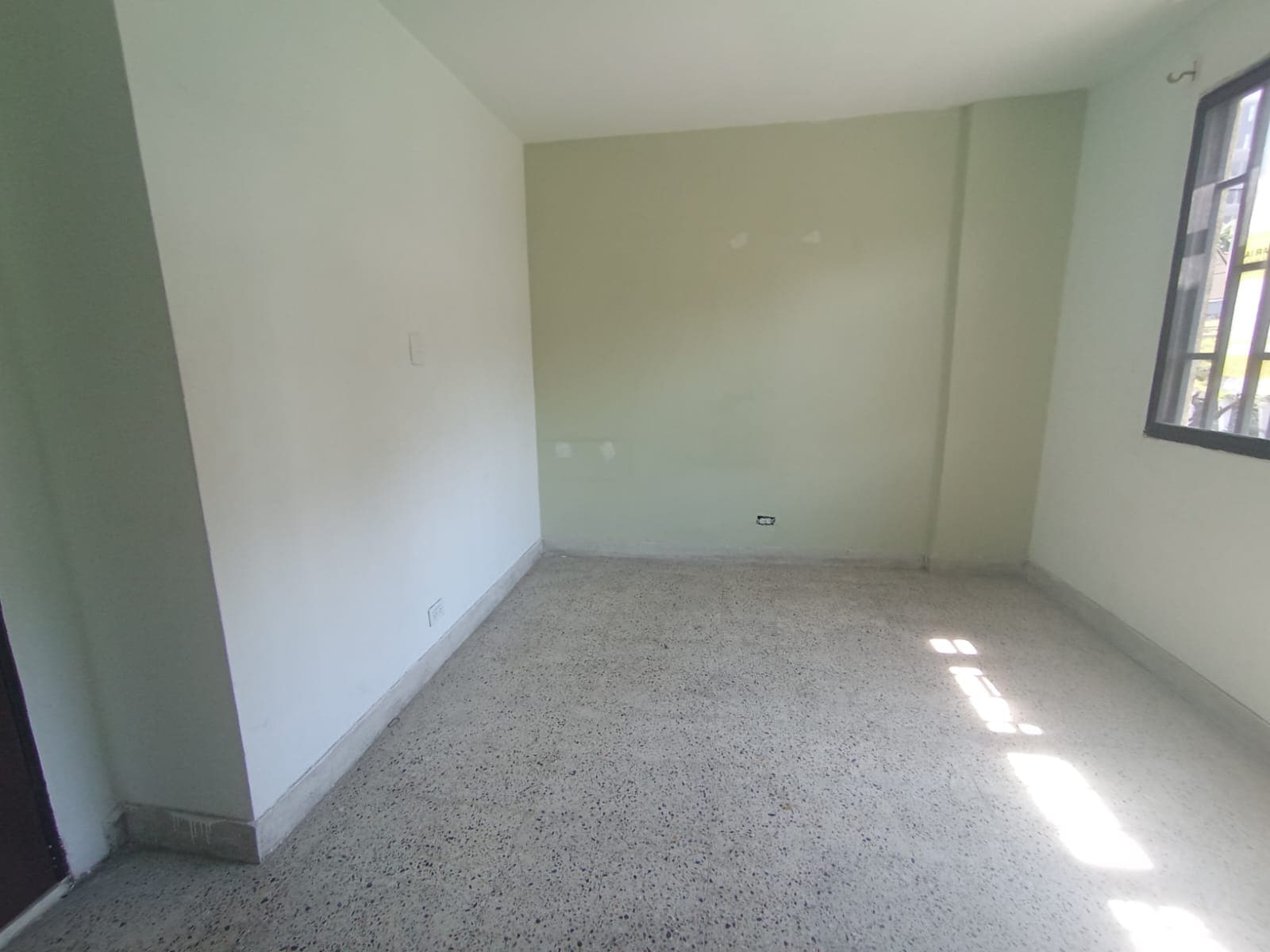 Casa Comercial en arriendo en Florida Nueva, Laureles, Medellín — foto 5 de 20