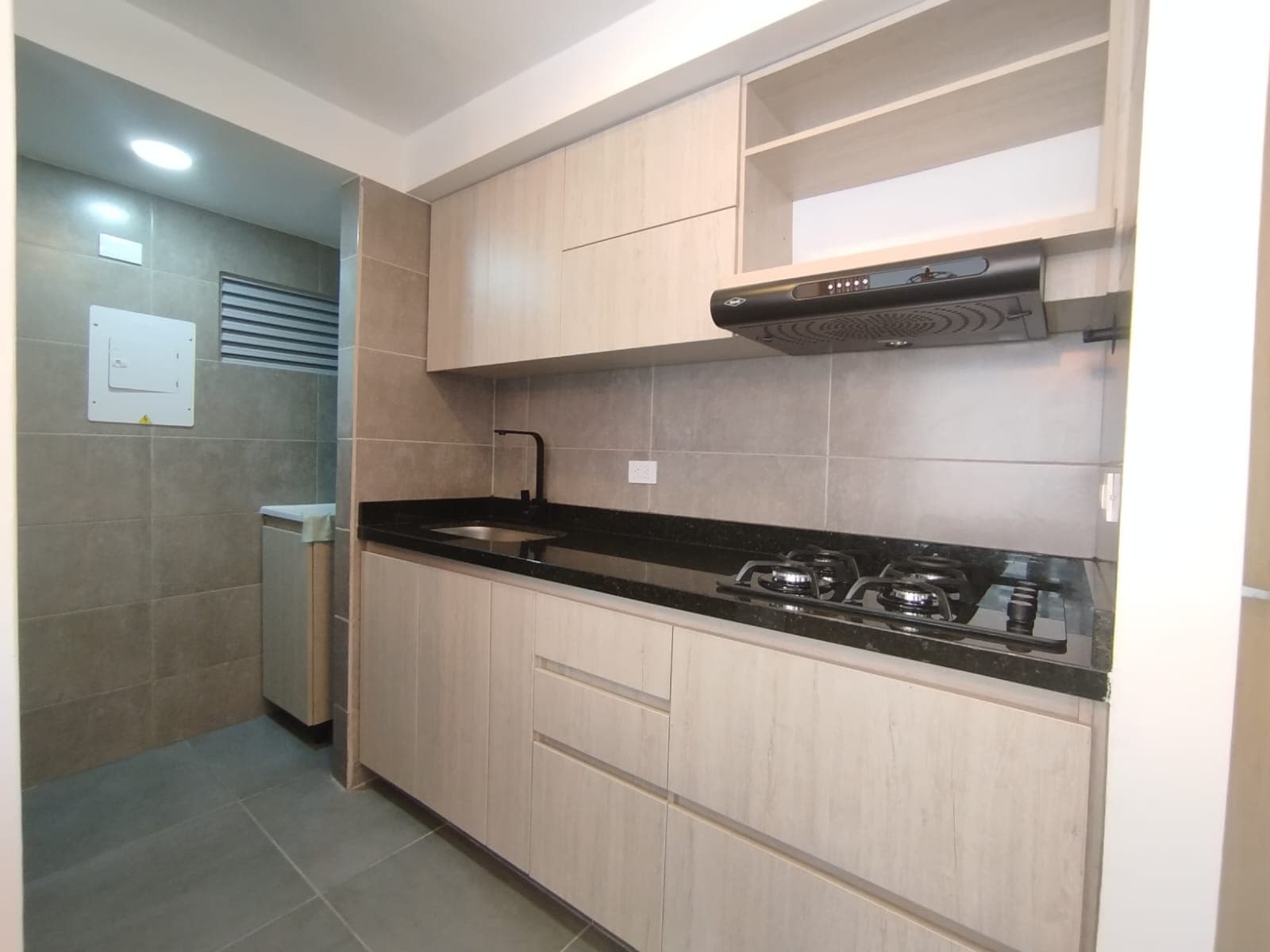 Apartamento en arriendo — foto 2 de 13
