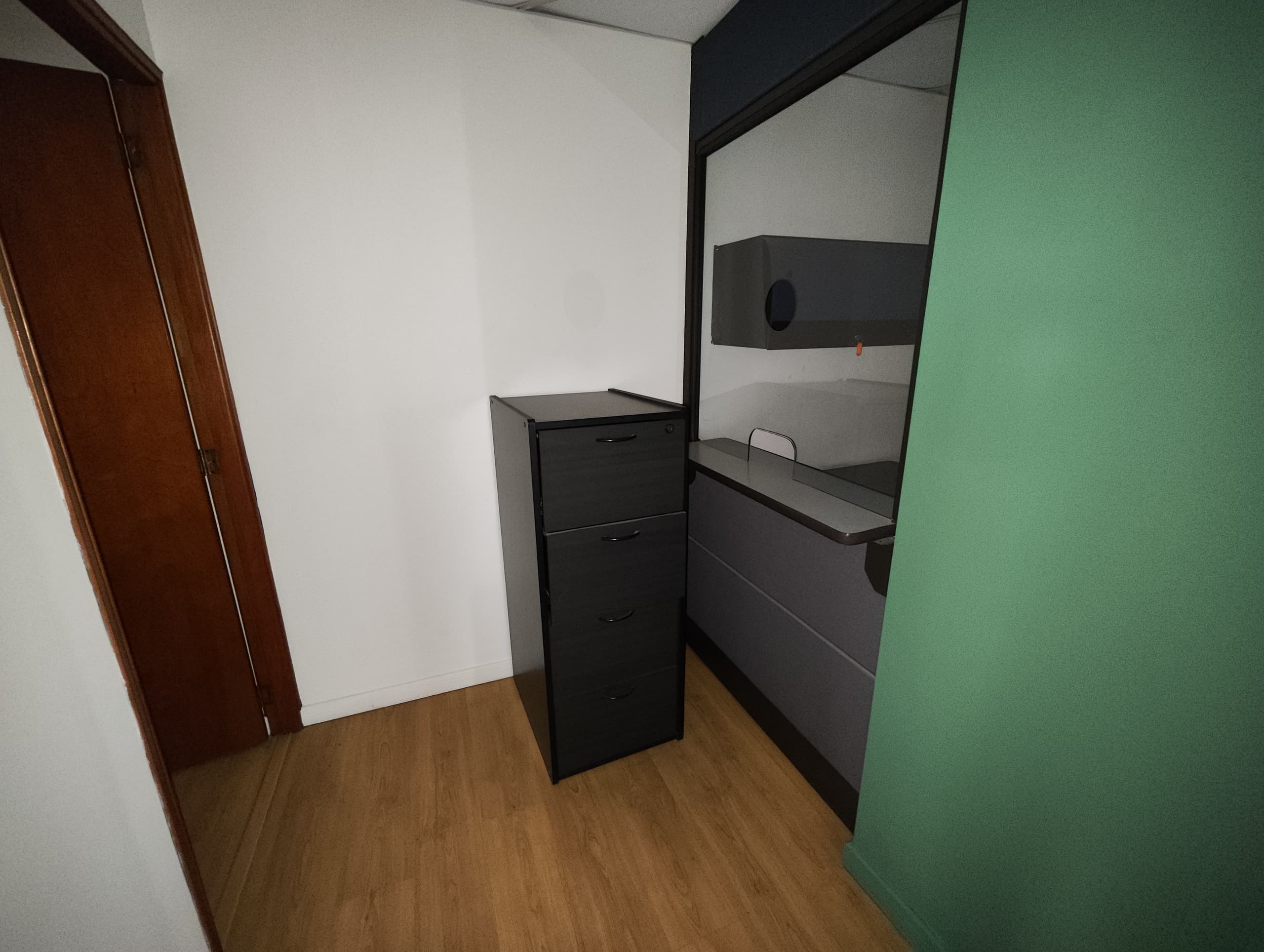 Oficina en arriendo en La Candelaria, Centro, Medellín — foto 3 de 12
