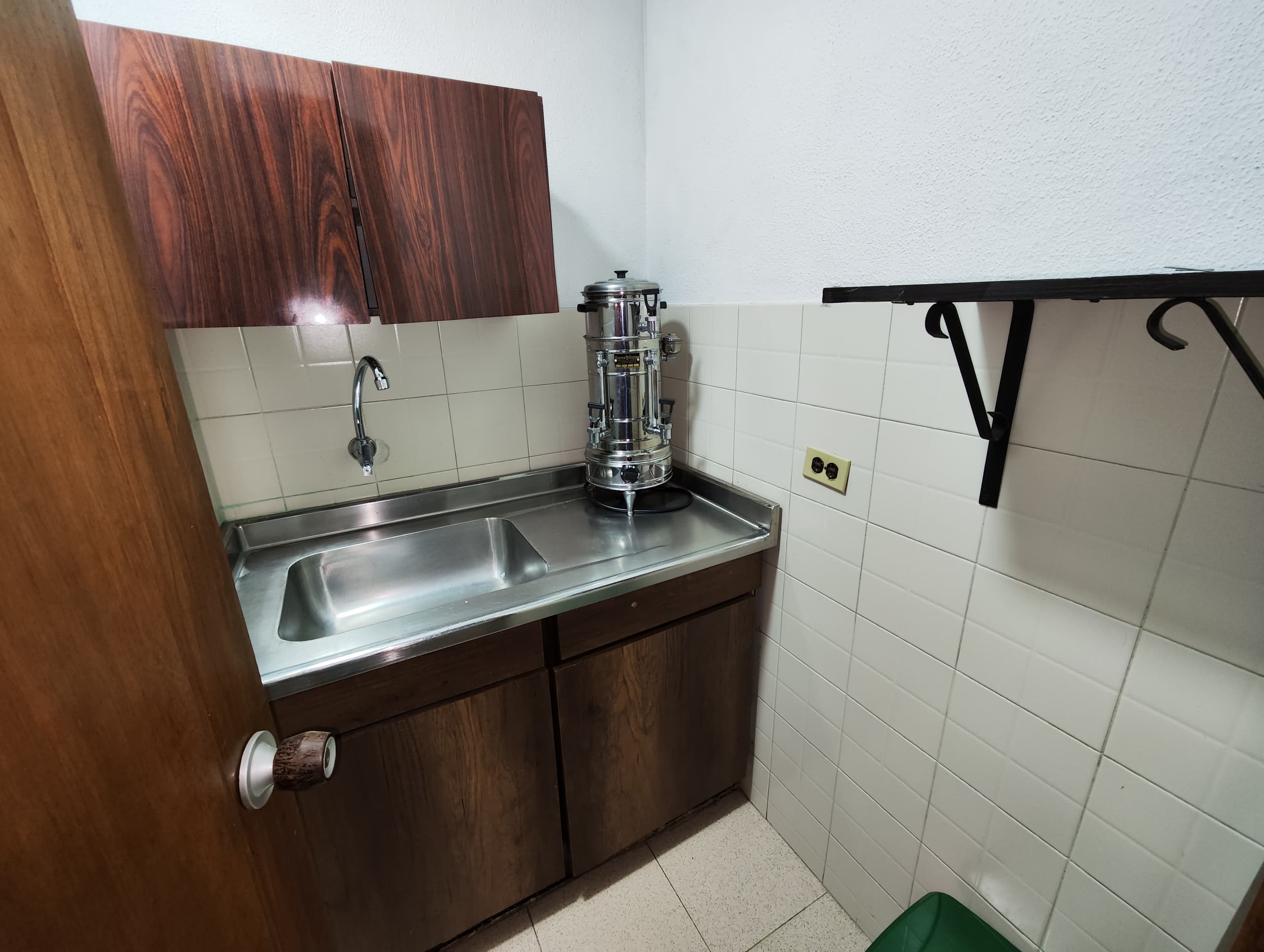Oficina en arriendo en La Candelaria, Centro, Medellín — foto 4 de 12
