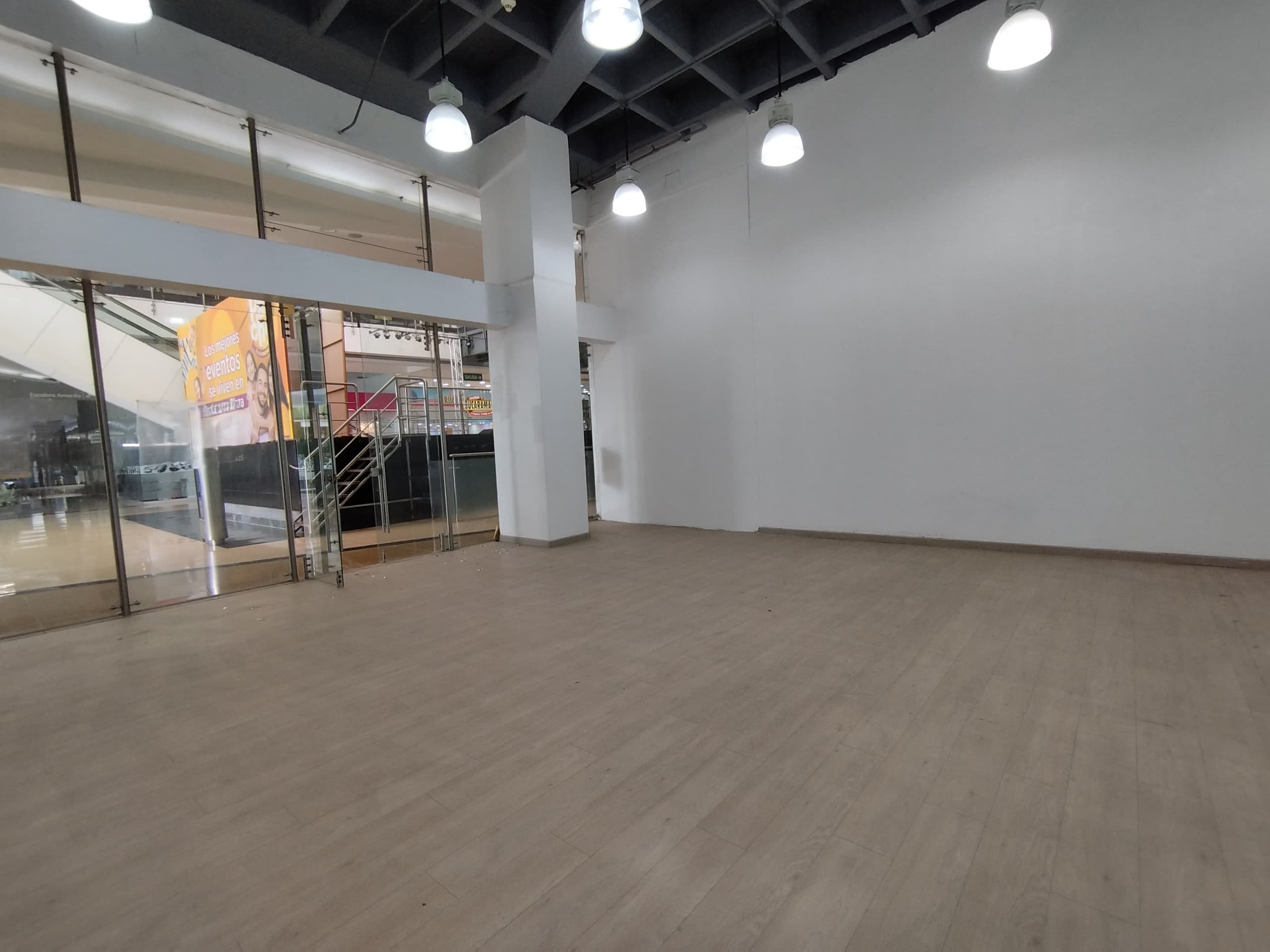 Local en arriendo en Perpetuo Socorro, Centro, Medellín — foto 4 de 10