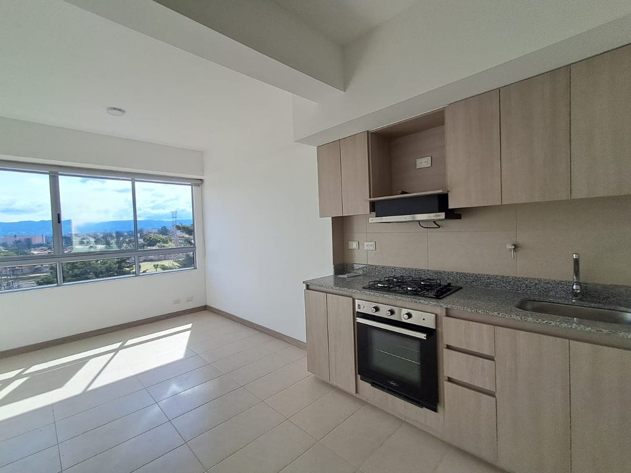Apartamento en arriendo en Rionegro — foto 2 de 12
