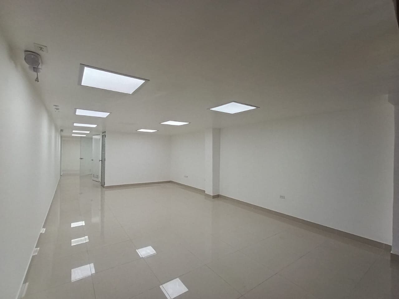 Local en arriendo en Barrio Central, Bello — foto 1 de 16