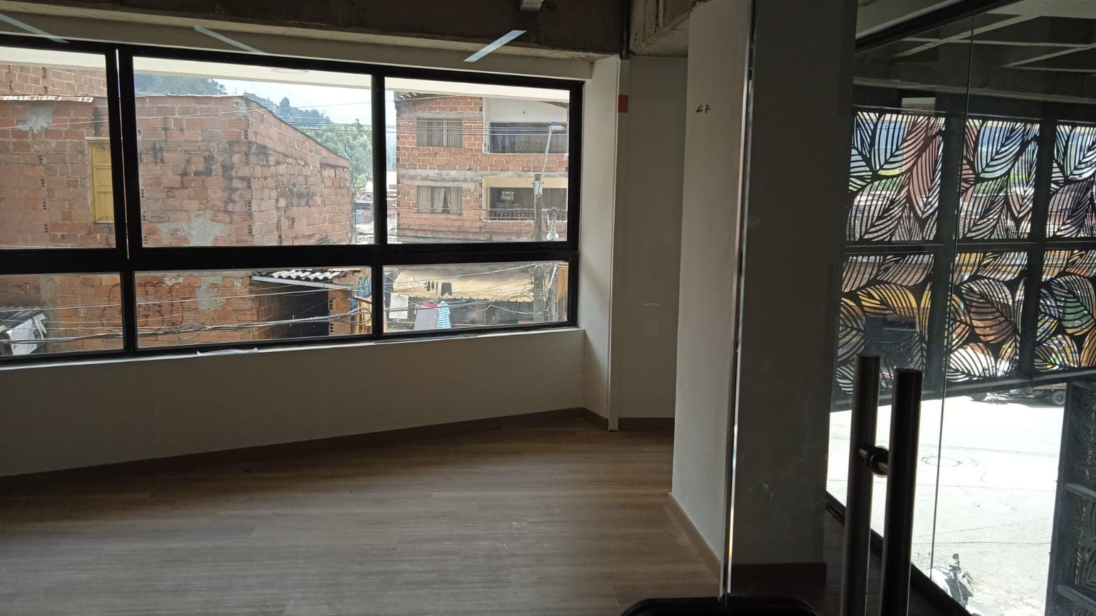 Local en arriendo en Caldas — foto 3 de 6