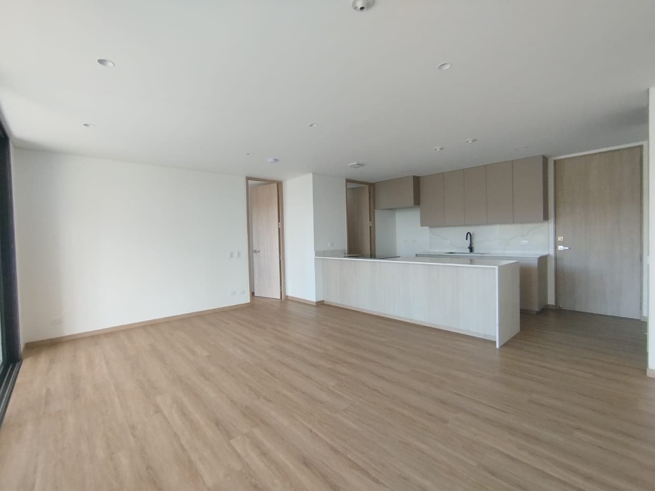 Apartamento en arriendo en Sajonia, Rionegro — foto 1 de 19