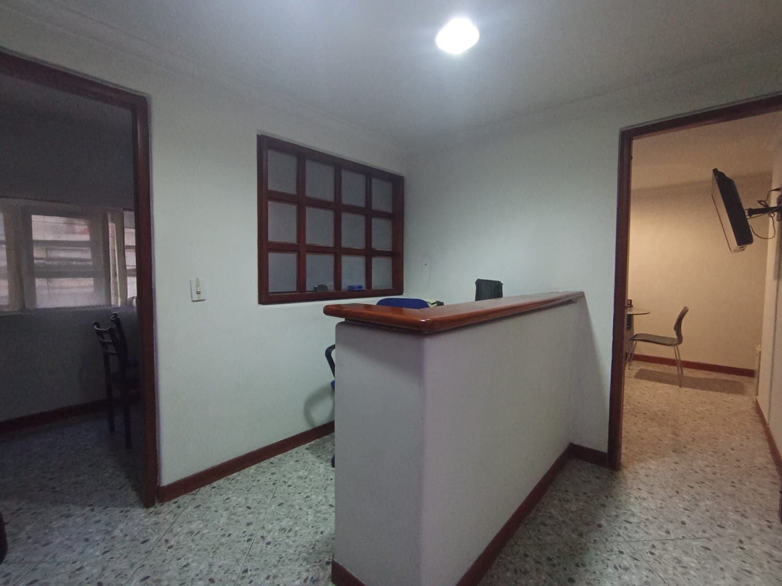 Oficina en arriendo en La Candelaria, Centro, Medellín — foto 2 de 18
