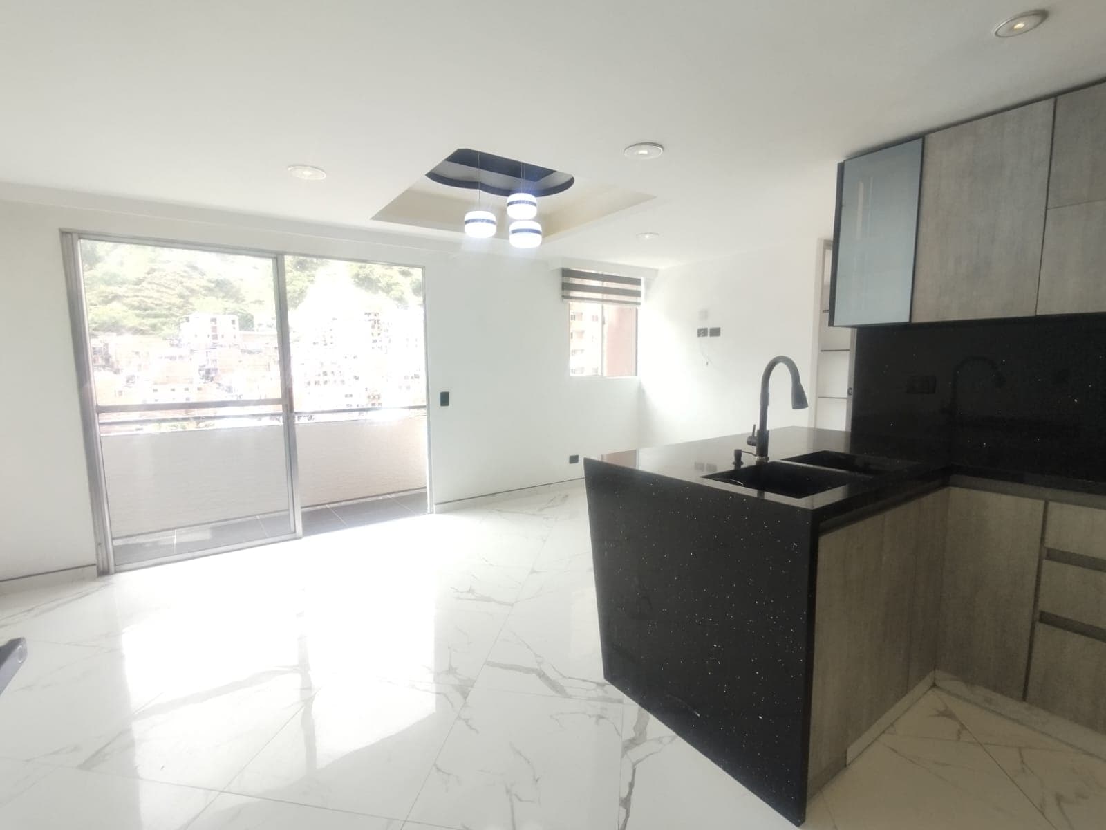 Apartamento en arriendo en Machado, Bello — foto 3 de 20