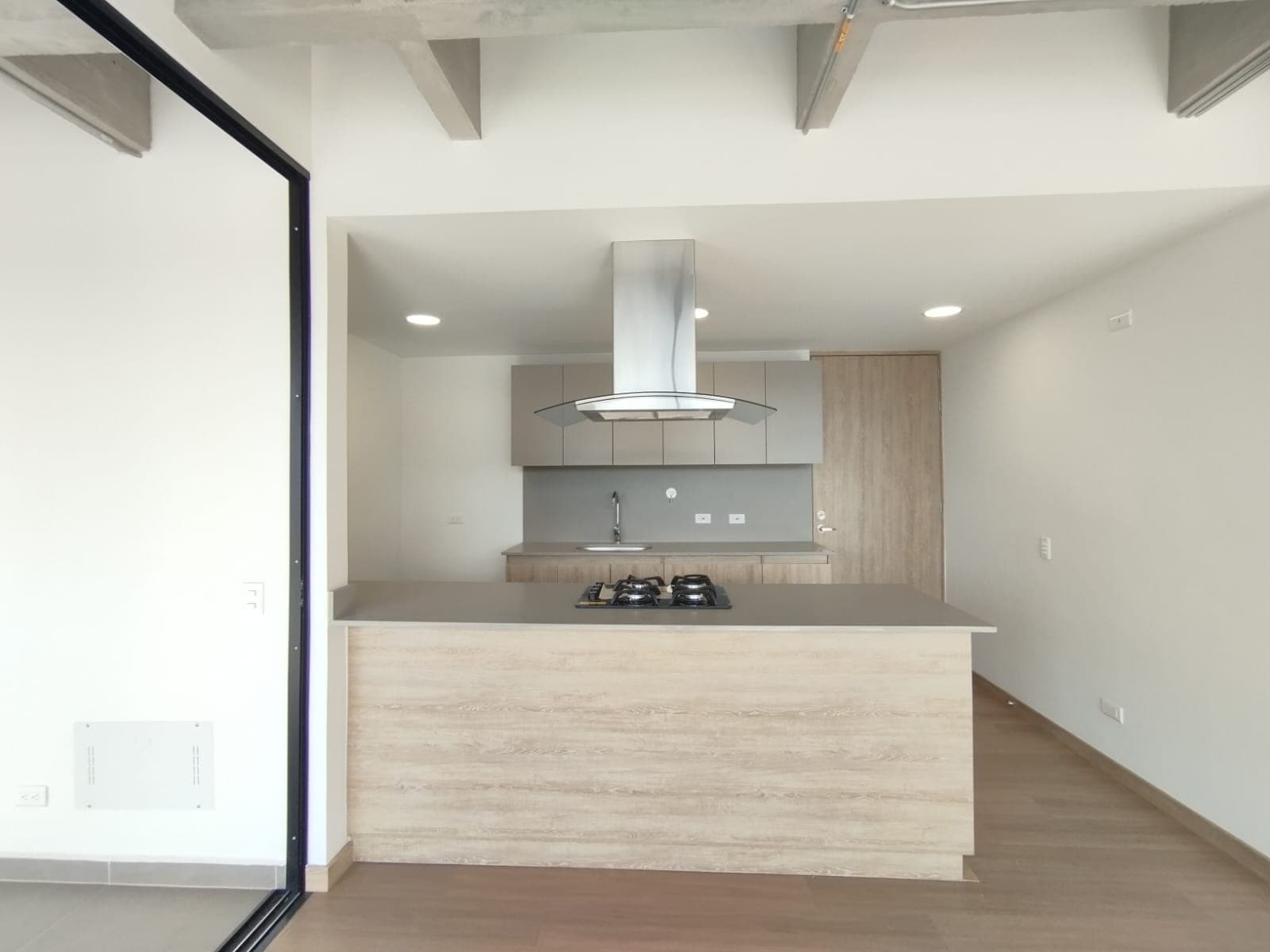 Apartaestudio en arriendo en Loma de las Brujas, Envigado — foto 3 de 20