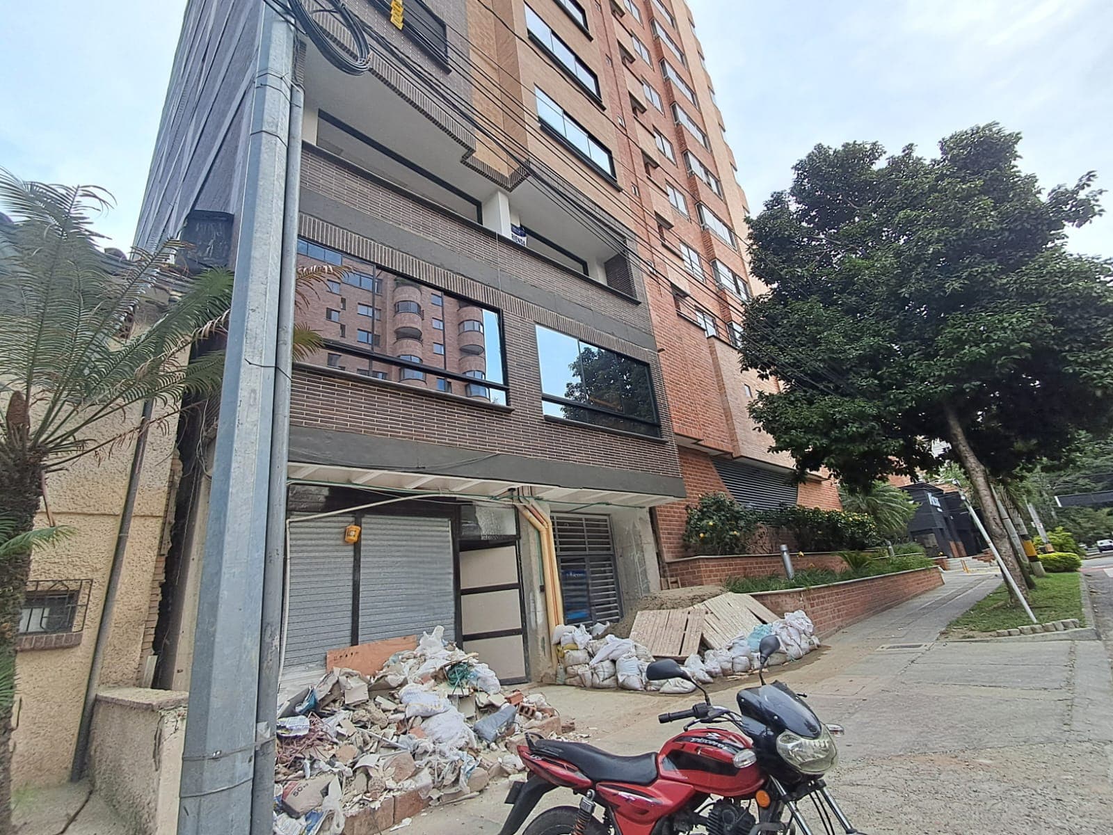 Local en arriendo en Laureles, Medellín — foto 4 de 8