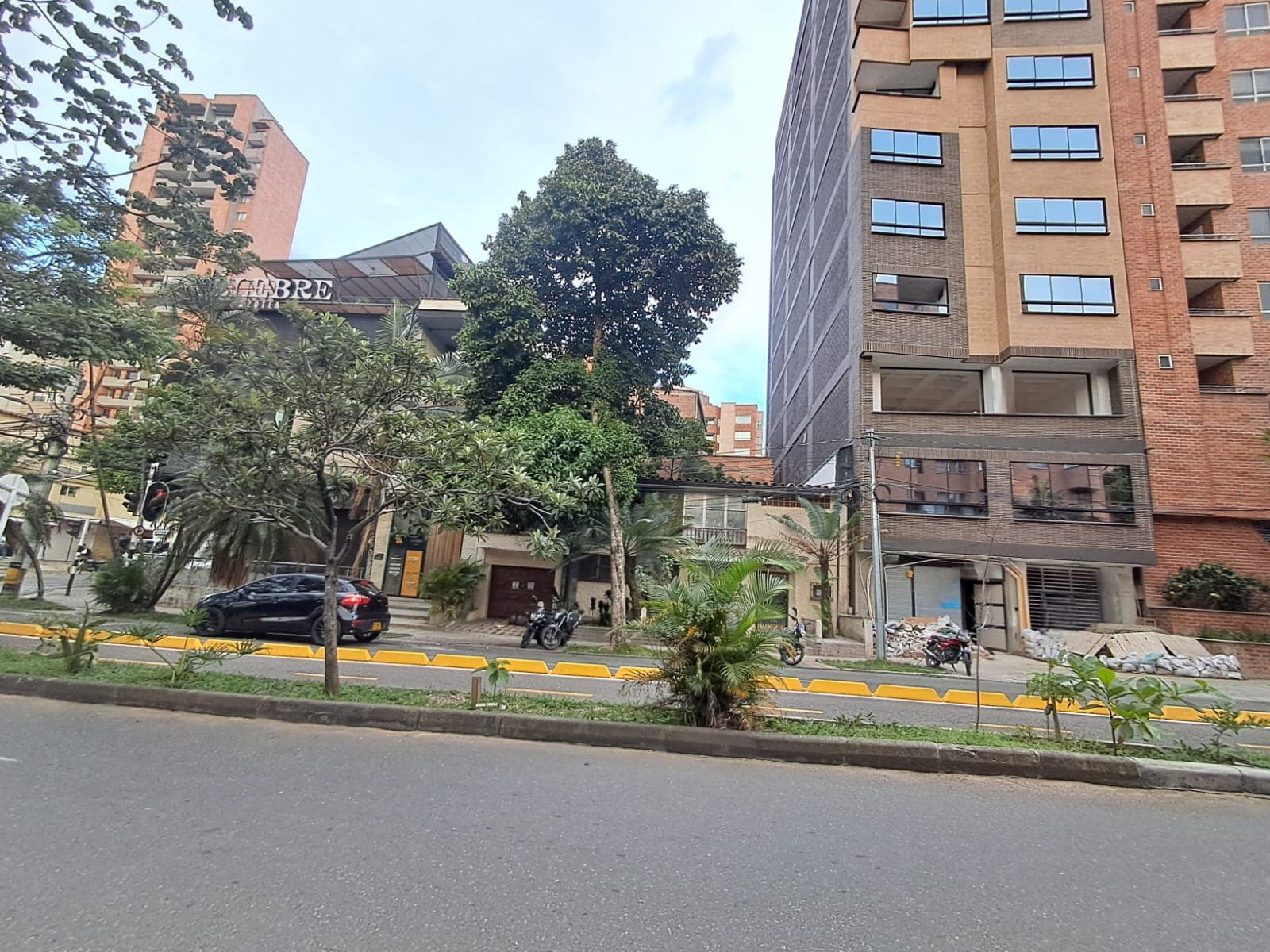 Local en arriendo en Laureles, Medellín — foto 5 de 8