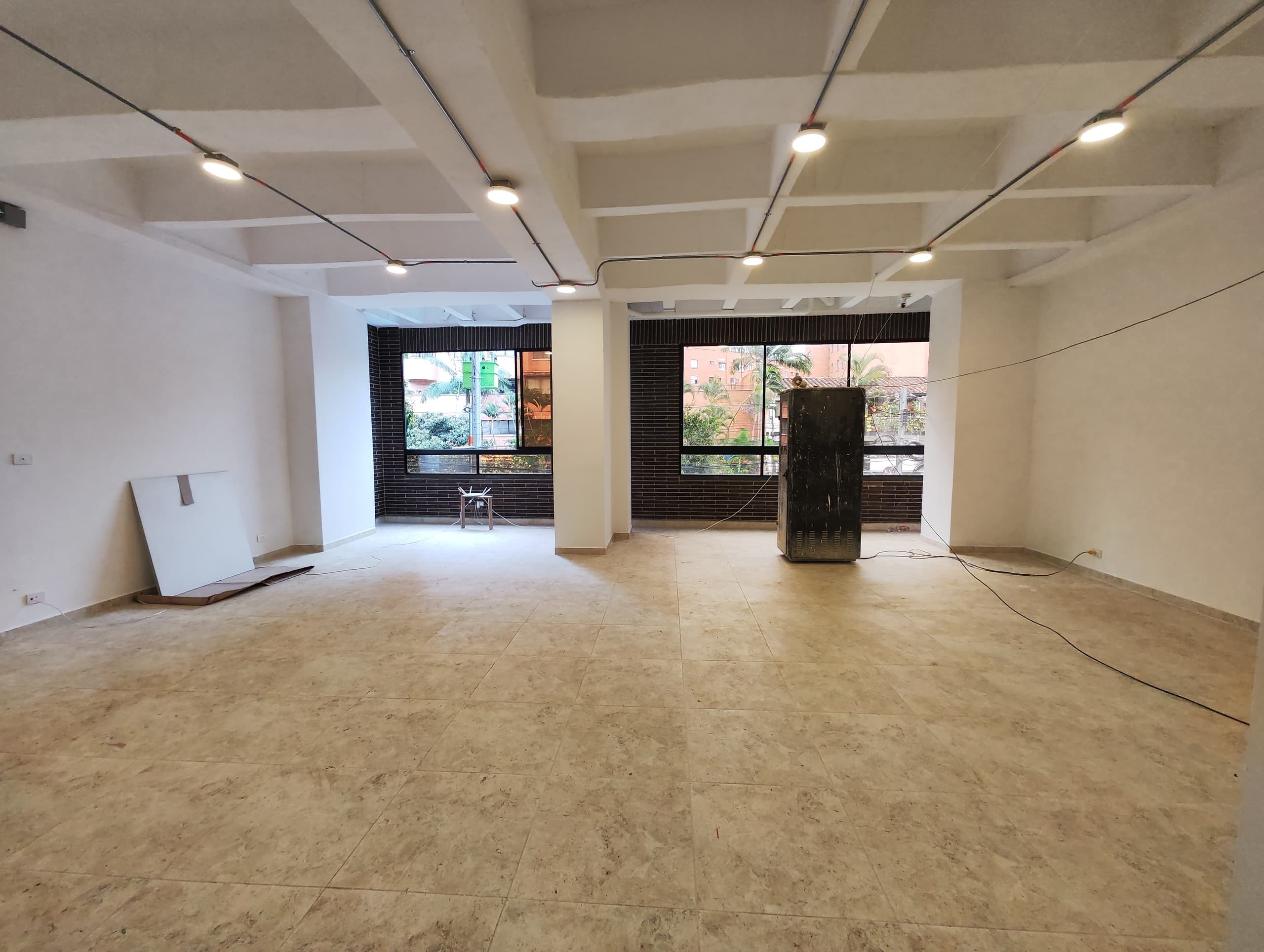 Local en arriendo en Laureles, Medellín — foto 2 de 11