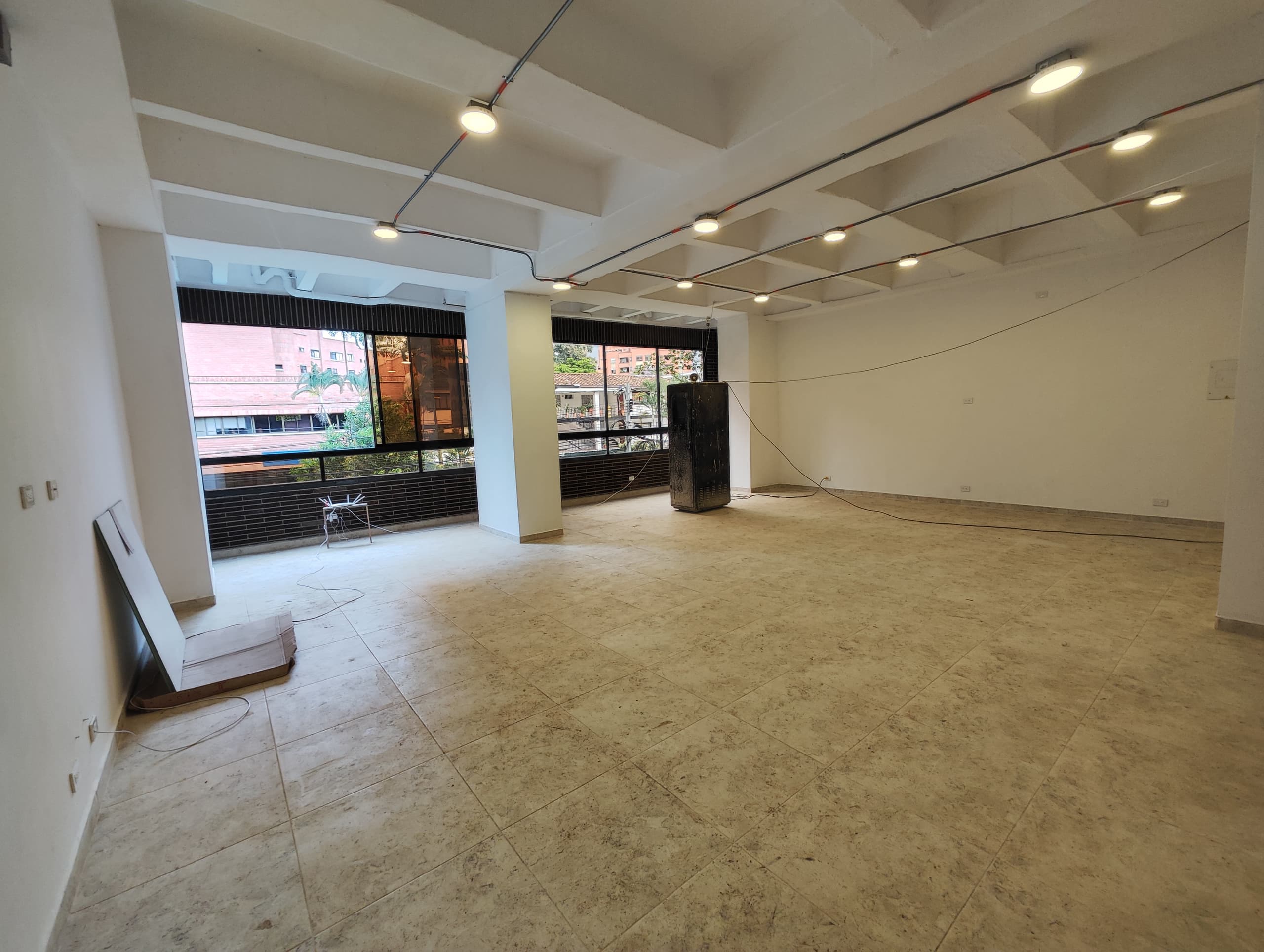 Local en arriendo en Laureles, Medellín — foto 3 de 11