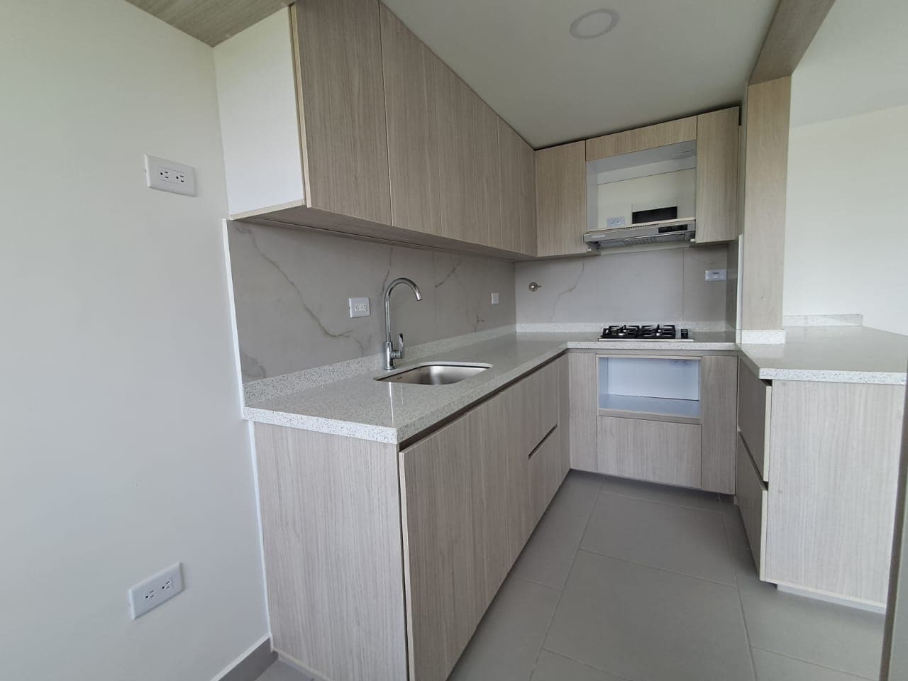Apartamento en arriendo en San Antonio de Pereira, Rionegro — foto 2 de 15