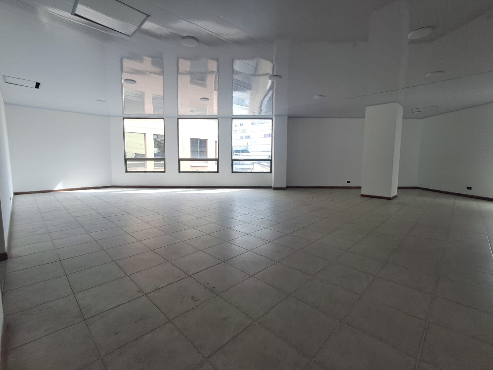 Edificio en arriendo en Centro, Pereira — foto 1 de 11