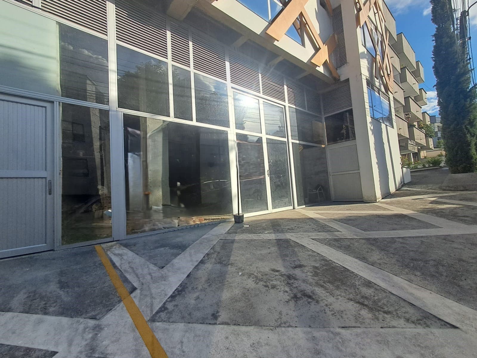 Local en arriendo en Pinares, Pereira — foto 1 de 9