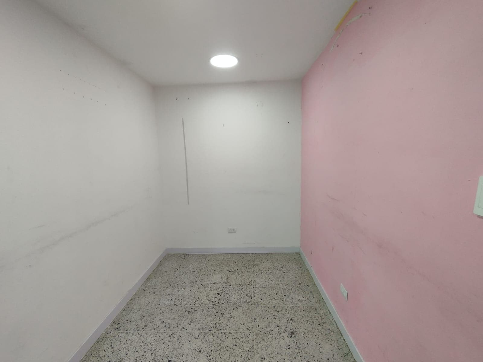 Local en arriendo en La Candelaria, Centro, Medellín — foto 4 de 9
