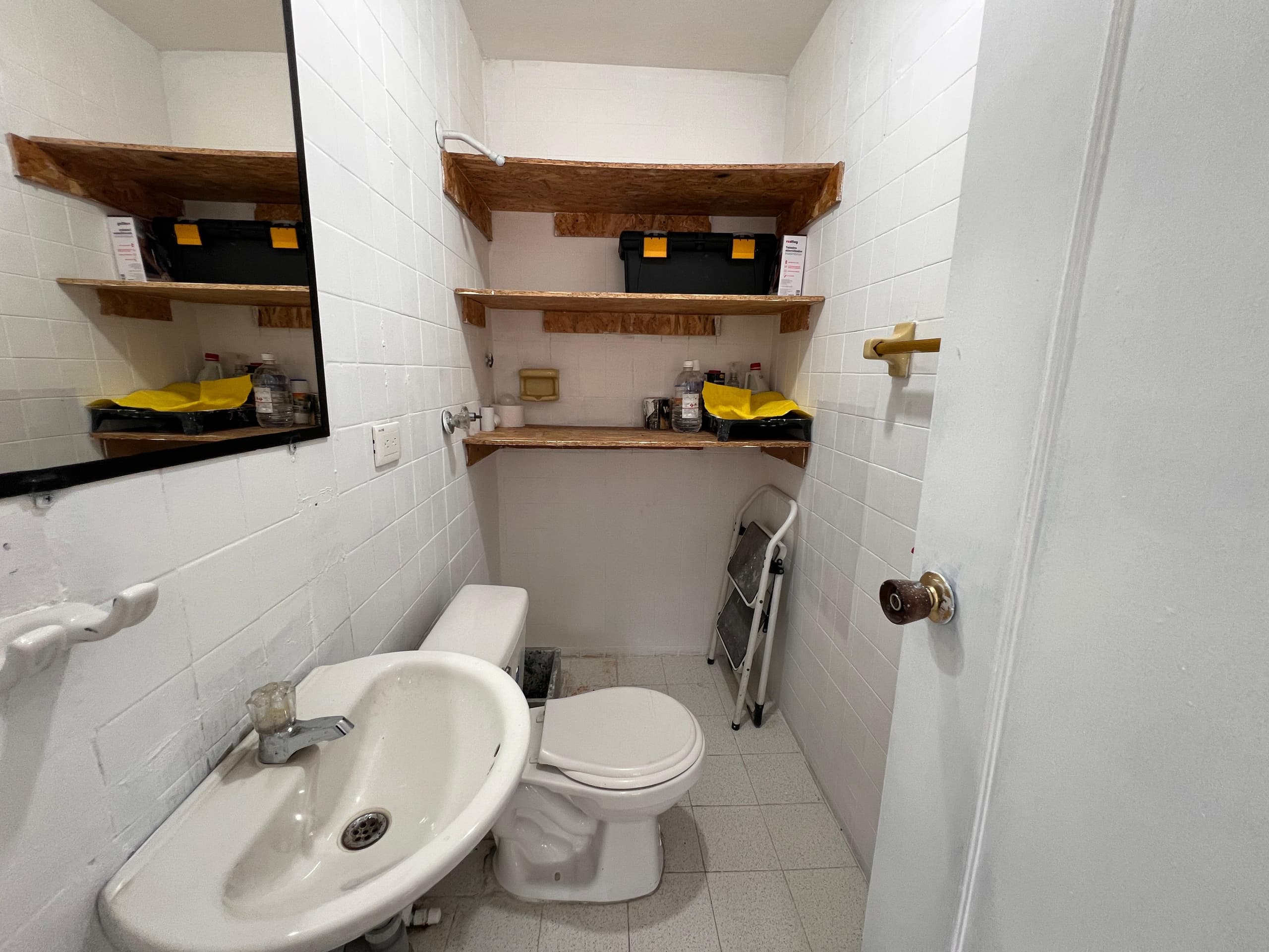 Local en arriendo en Conquistadores, Laureles, Medellín — foto 2 de 20