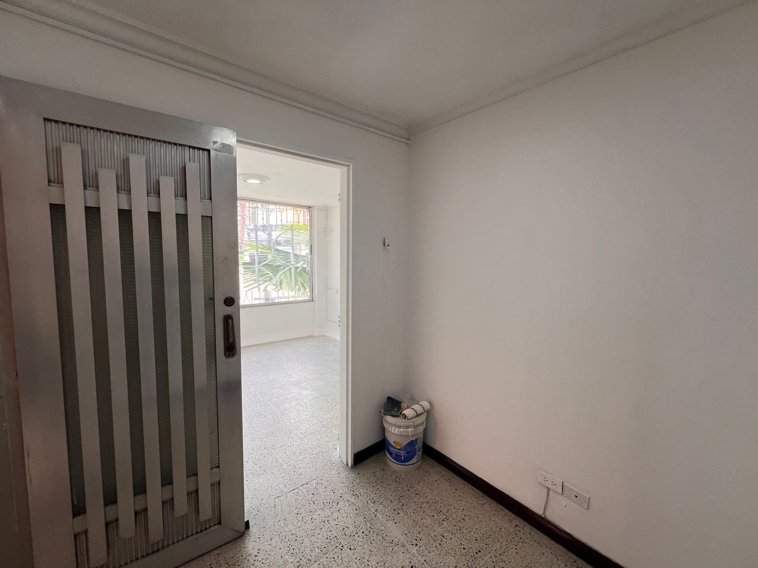 Local en arriendo en Conquistadores, Laureles, Medellín — foto 5 de 20