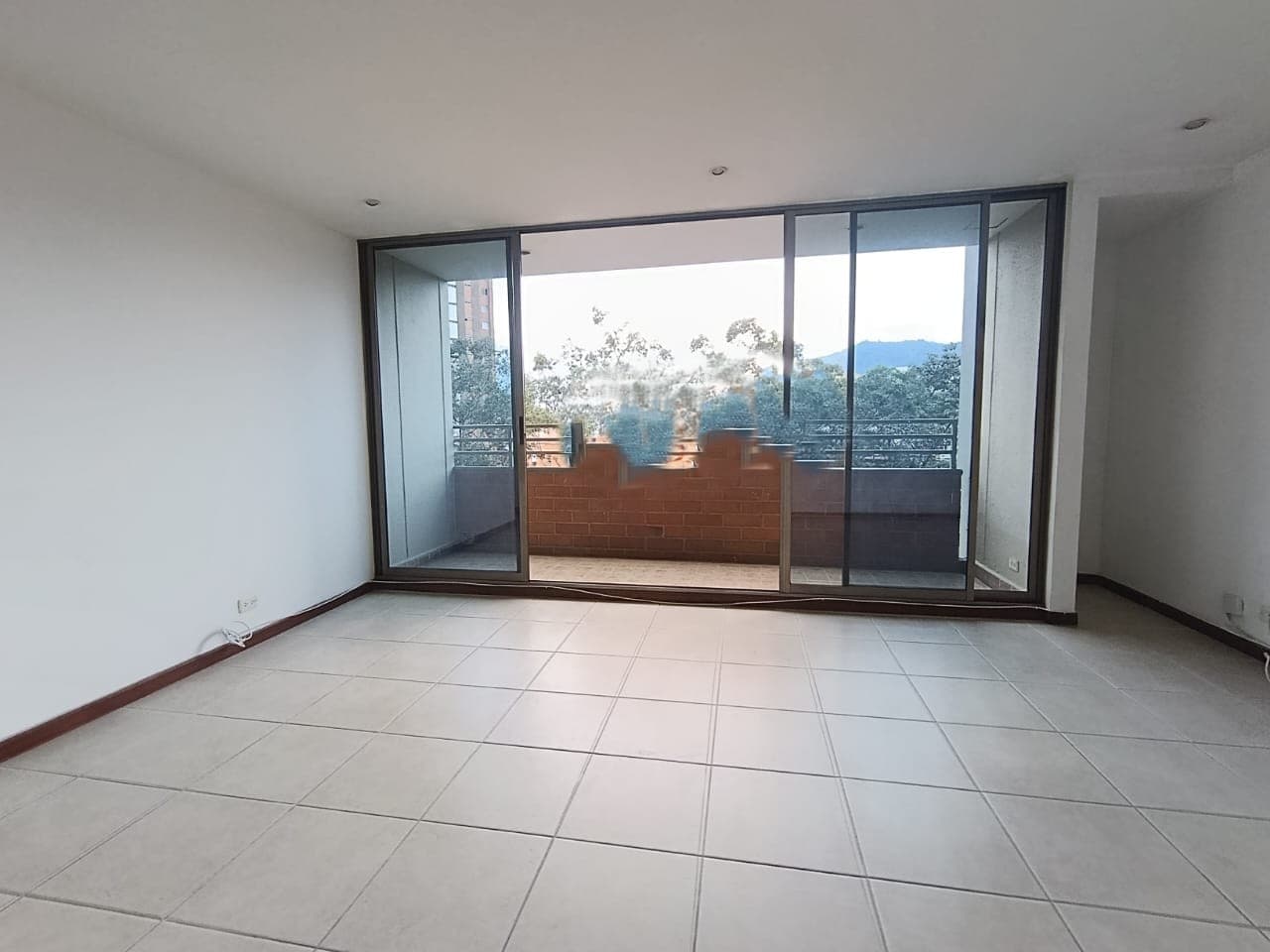 Apartamento en arriendo en Santa María de los Ángeles, El Poblado, Medellín — foto 2 de 15