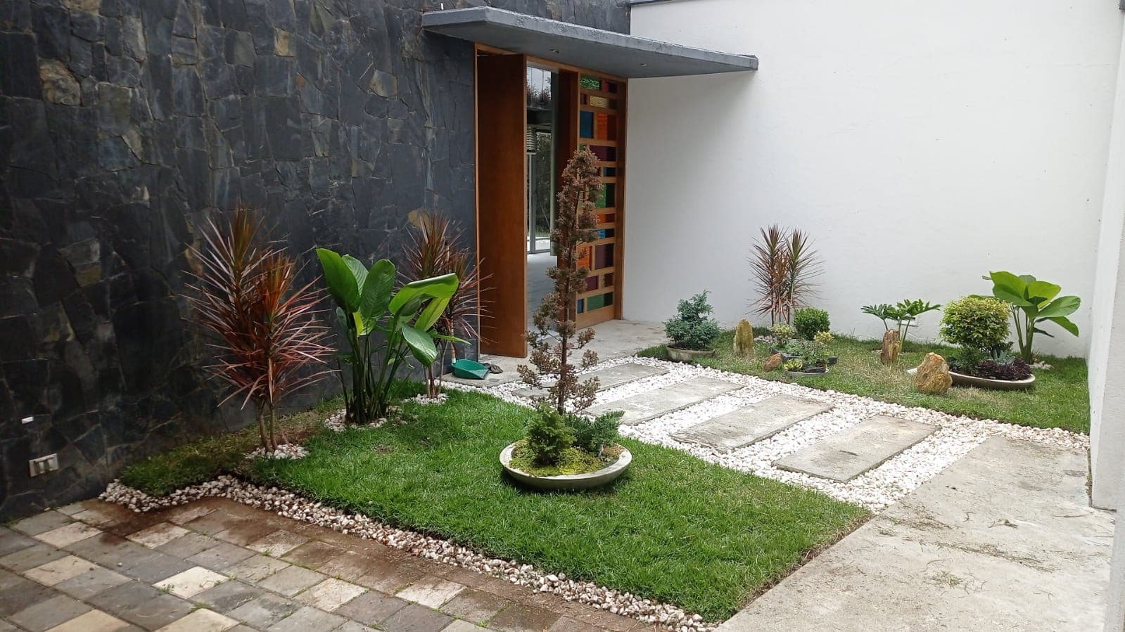 Casa Campestre en arriendo en Loma Del Escobero, Envigado — foto 1 de 20