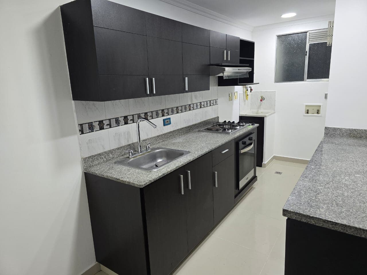 Apartamento en arriendo en Ciudad Del Rio, El Poblado, Medellín — foto 4 de 17
